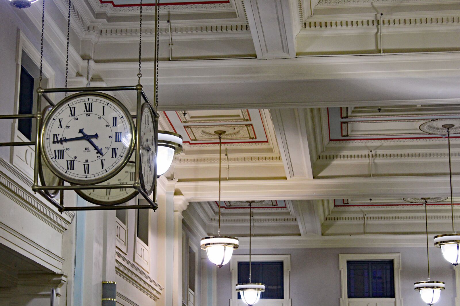 Canon EOS 1300D (EOS Rebel T6 / EOS Kiss X80) sample photo. Time, clock, minutes photography