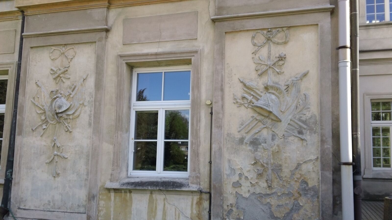 Sony MHS-TS20 sample photo. The palace, zengeni, model photography