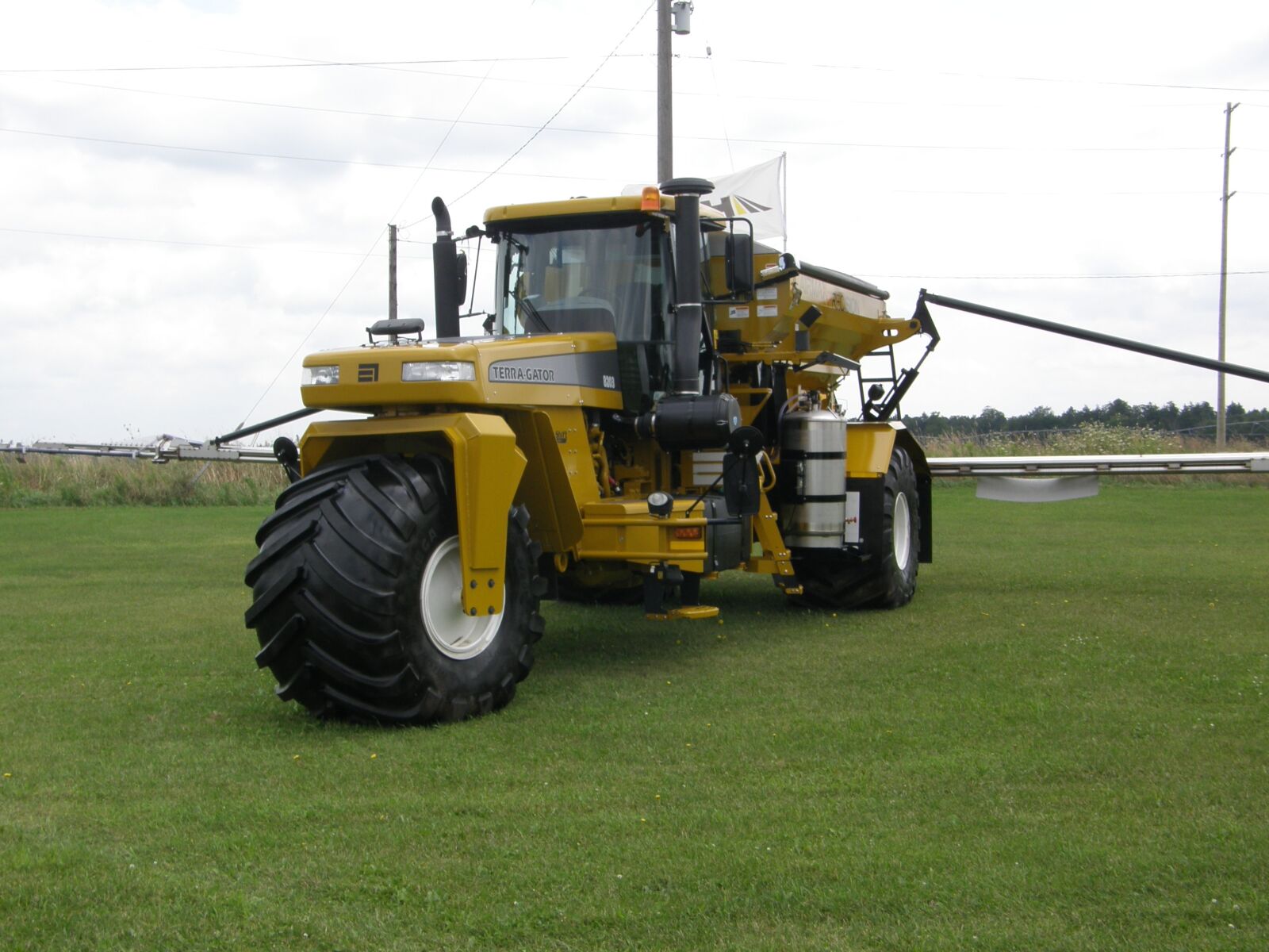 Olympus SP550UZ sample photo. Sod, farming, ontario photography