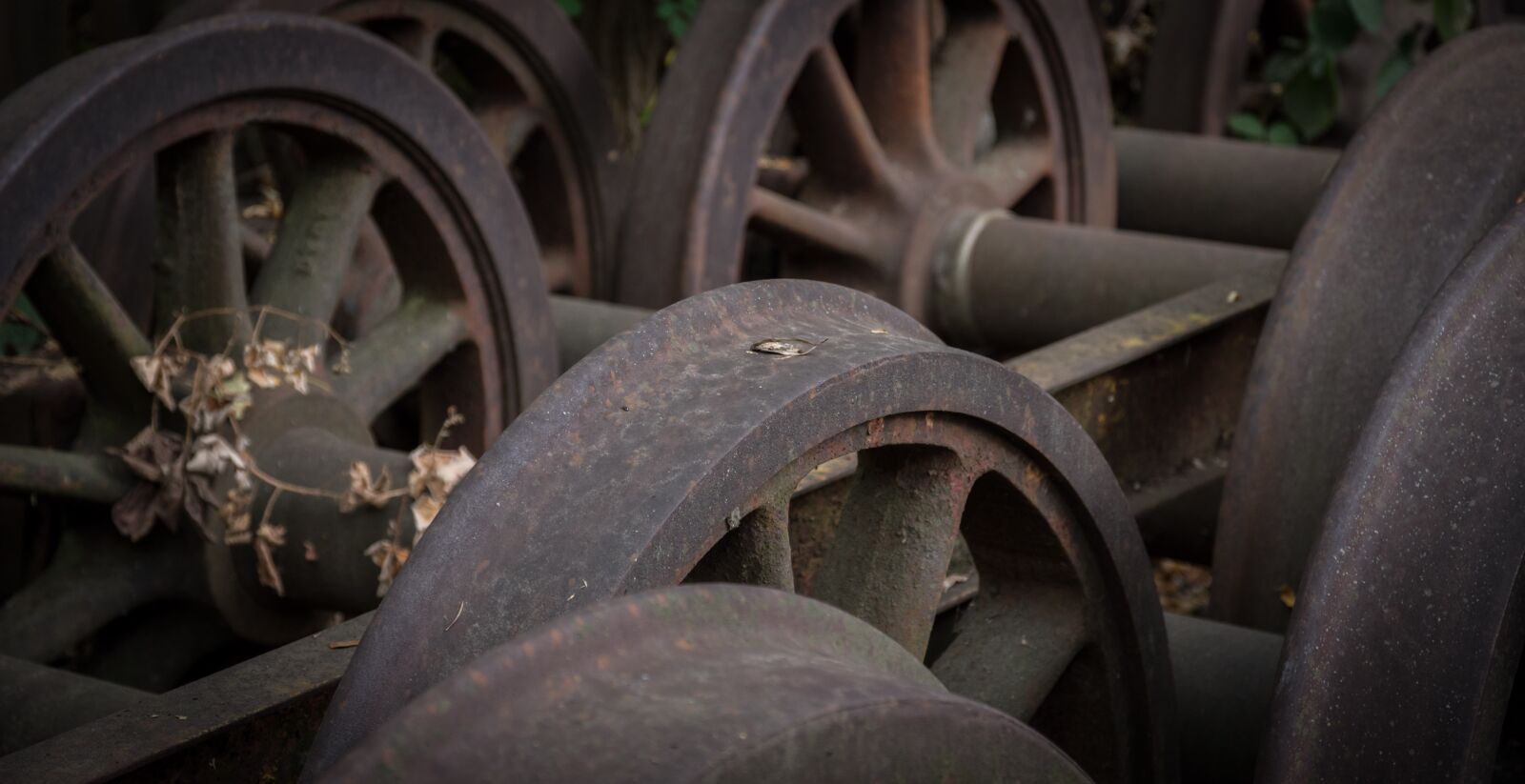 Pentax K-3 sample photo. Railway wheels, spoke wheel photography