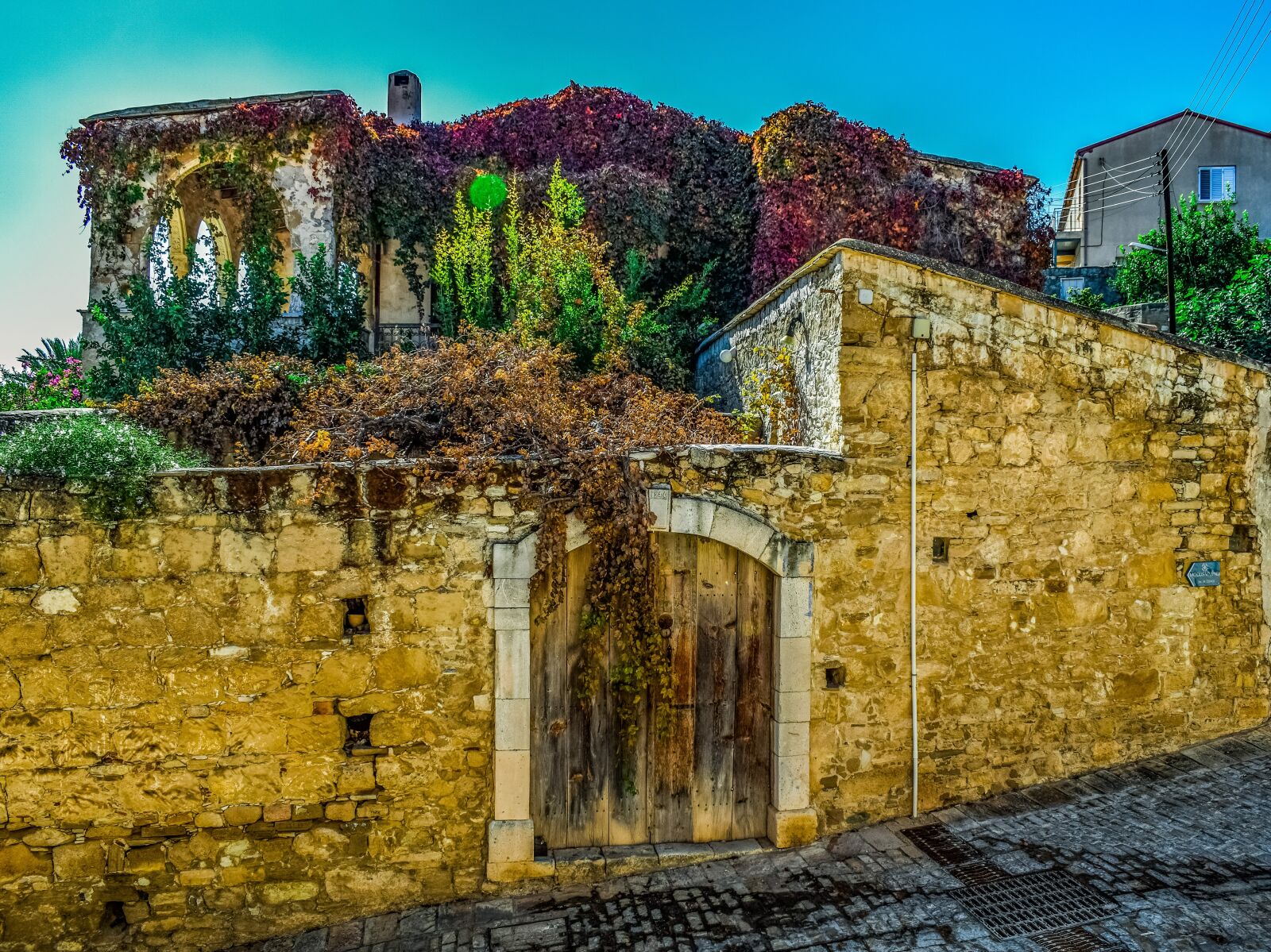 Nikon D3300 sample photo. Old house, architecture, backstreet photography