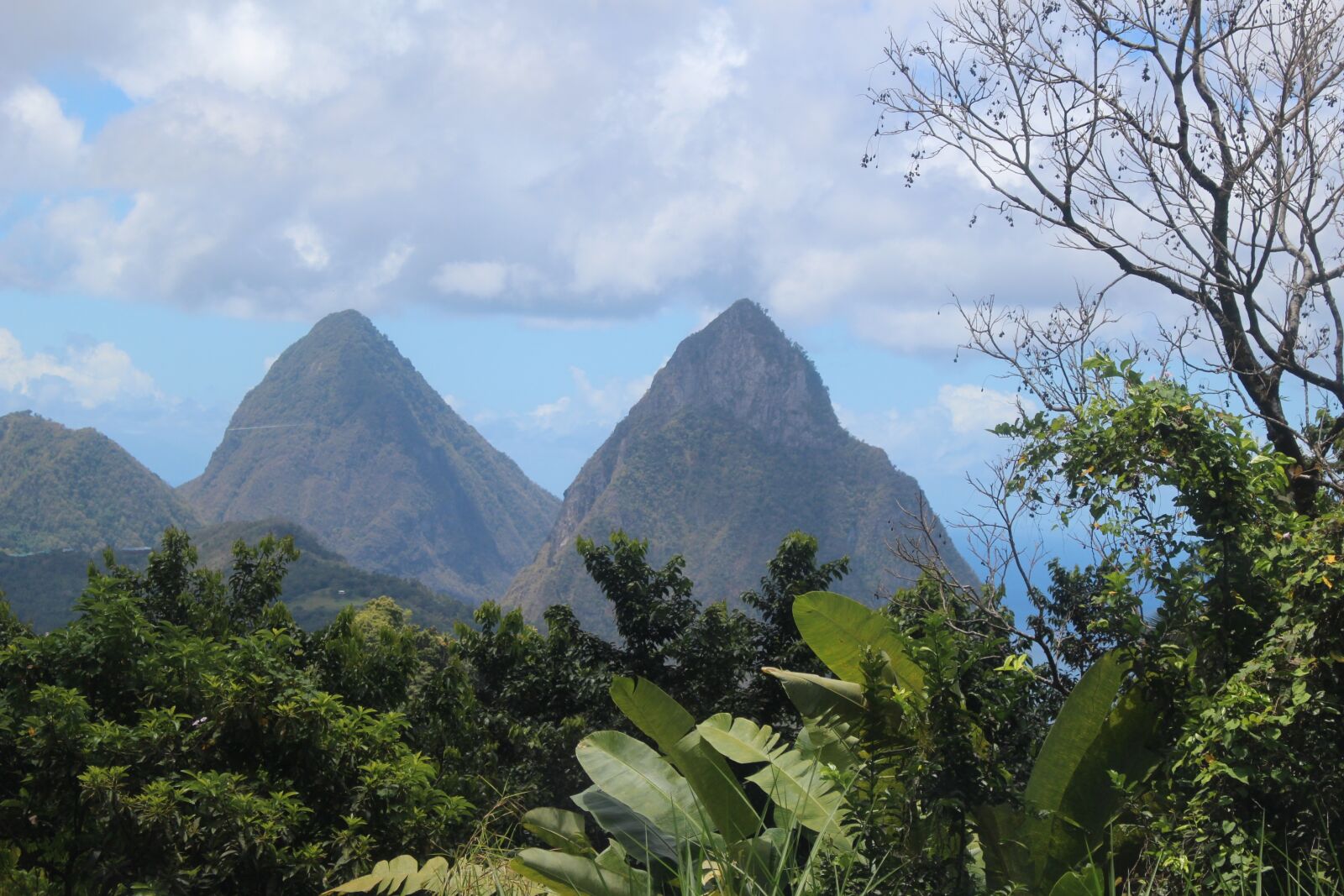 Canon EOS 100D (EOS Rebel SL1 / EOS Kiss X7) sample photo. Saint lucia, island, sea photography