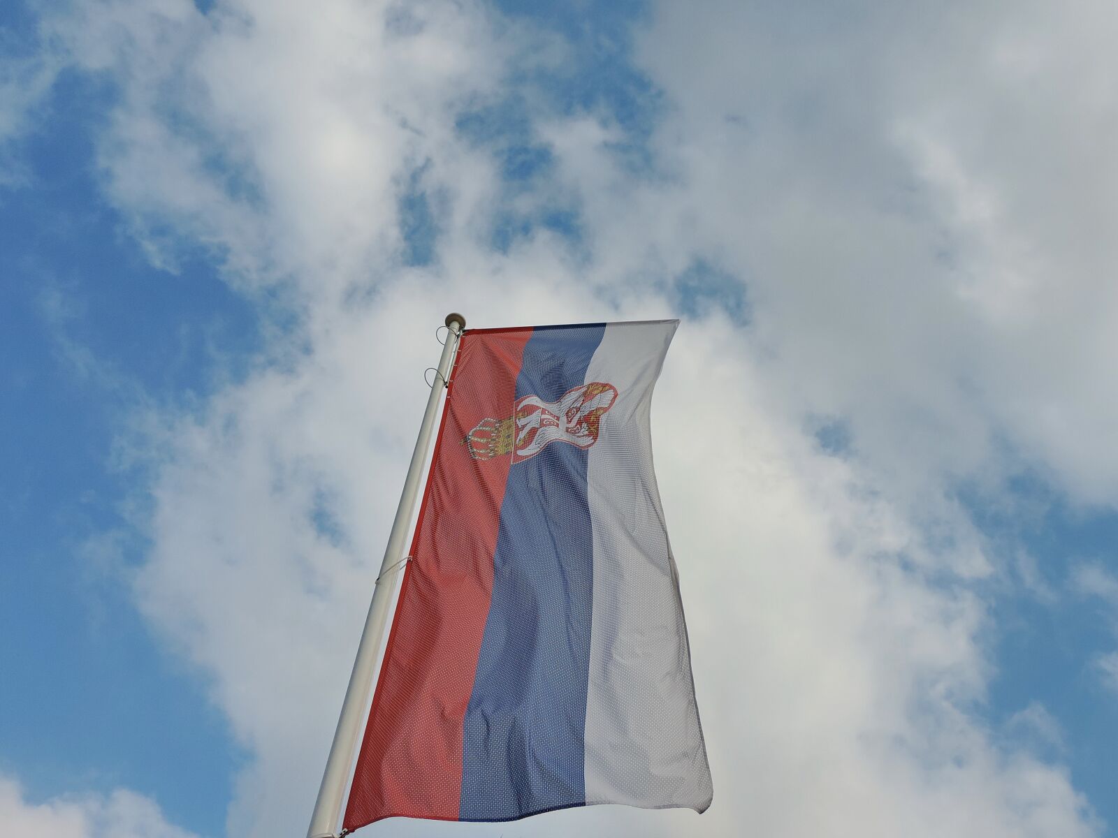 Nikon Coolpix P520 sample photo. Blue sky, democracy, democratic photography