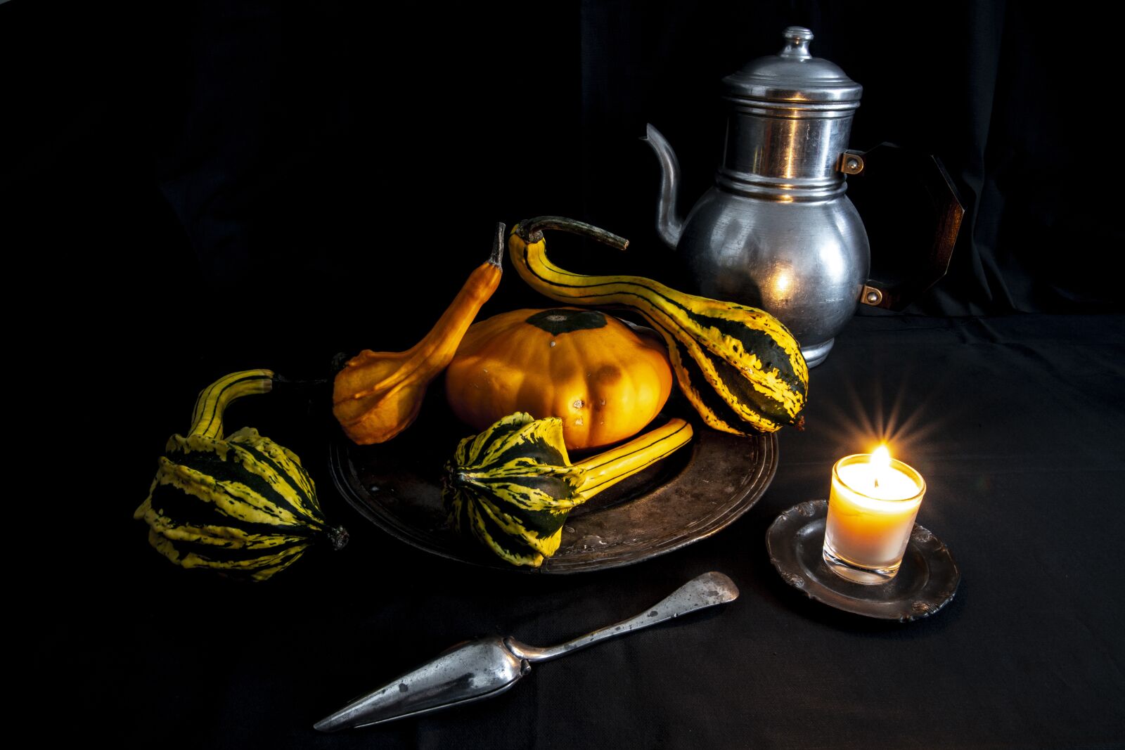 Canon 24-70mm F2.8 DG OS HSM | Art 017 sample photo. Still lifes, table, nature photography