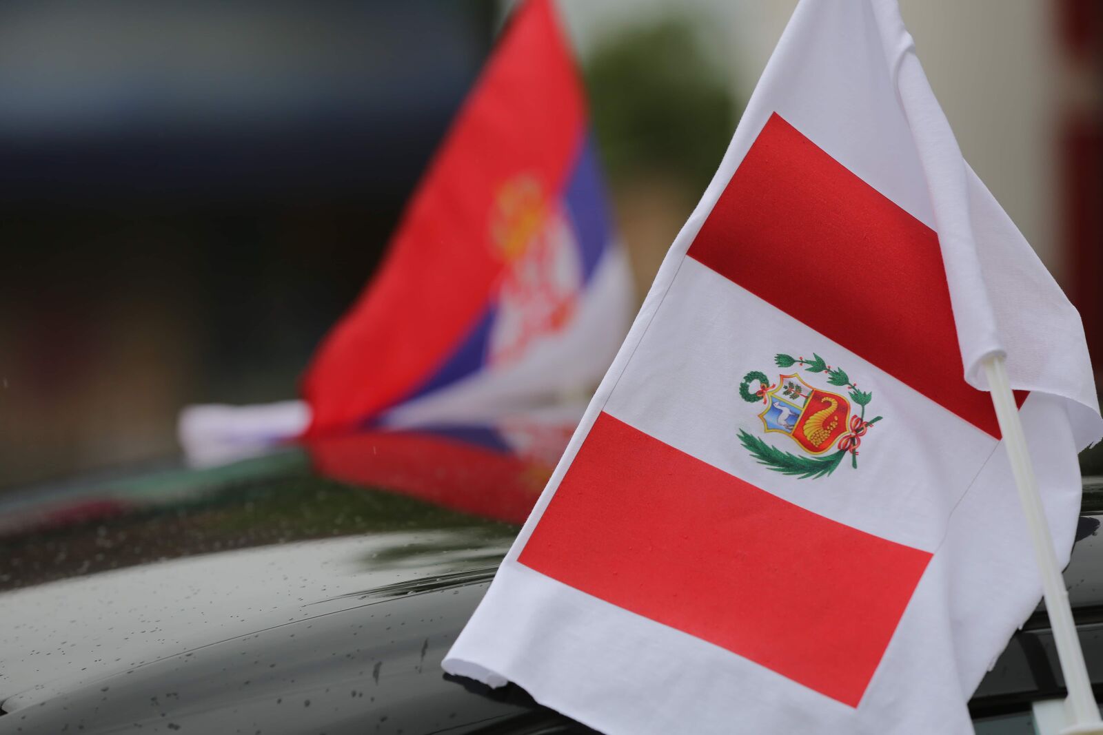 Canon EOS 5D Mark III sample photo. Peru, flag, serbia, administration photography