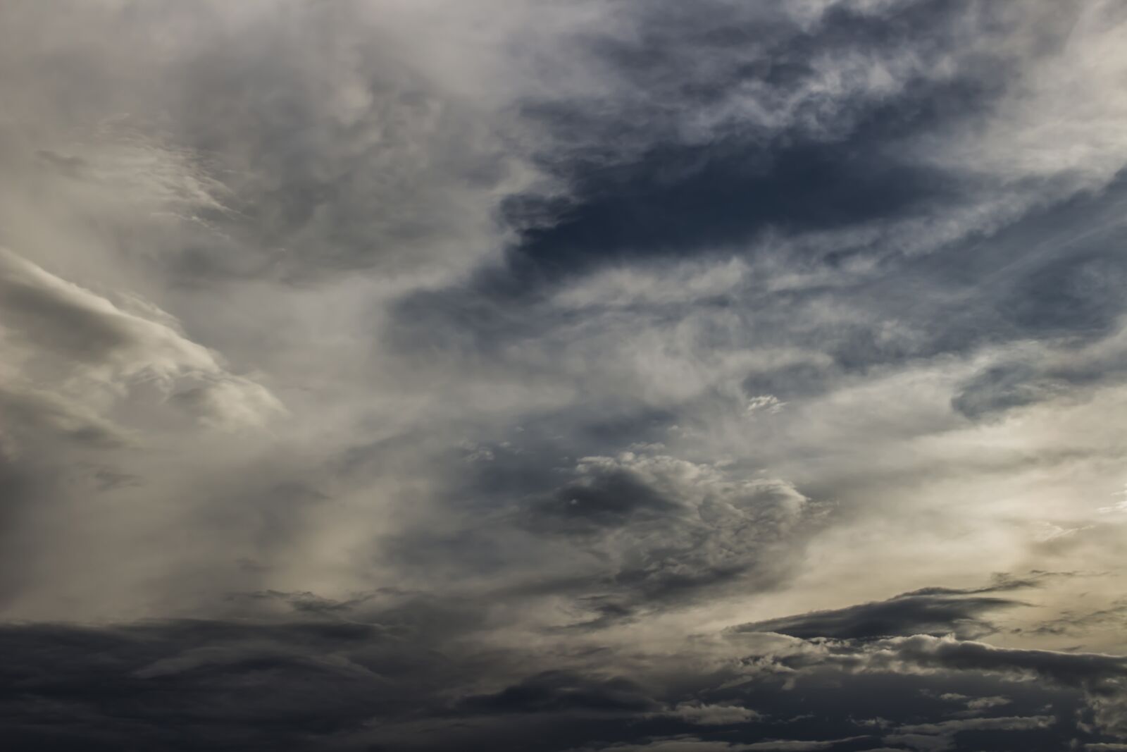 Canon EOS 700D (EOS Rebel T5i / EOS Kiss X7i) sample photo. Sky, nature, blue sky photography