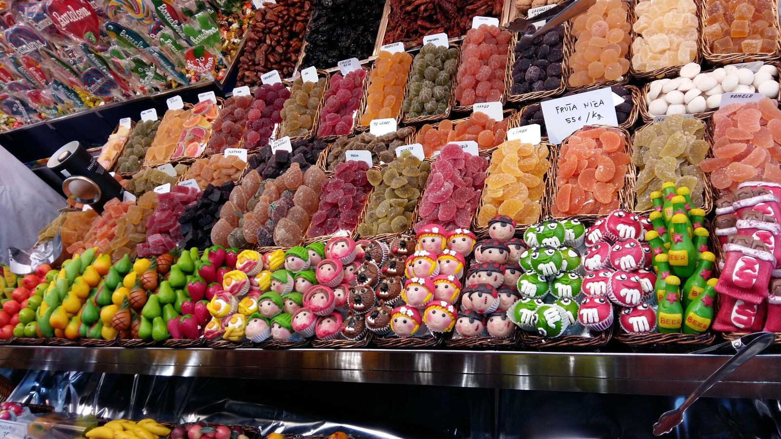 Samsung Galaxy A5 sample photo. Candy, colors, market photography