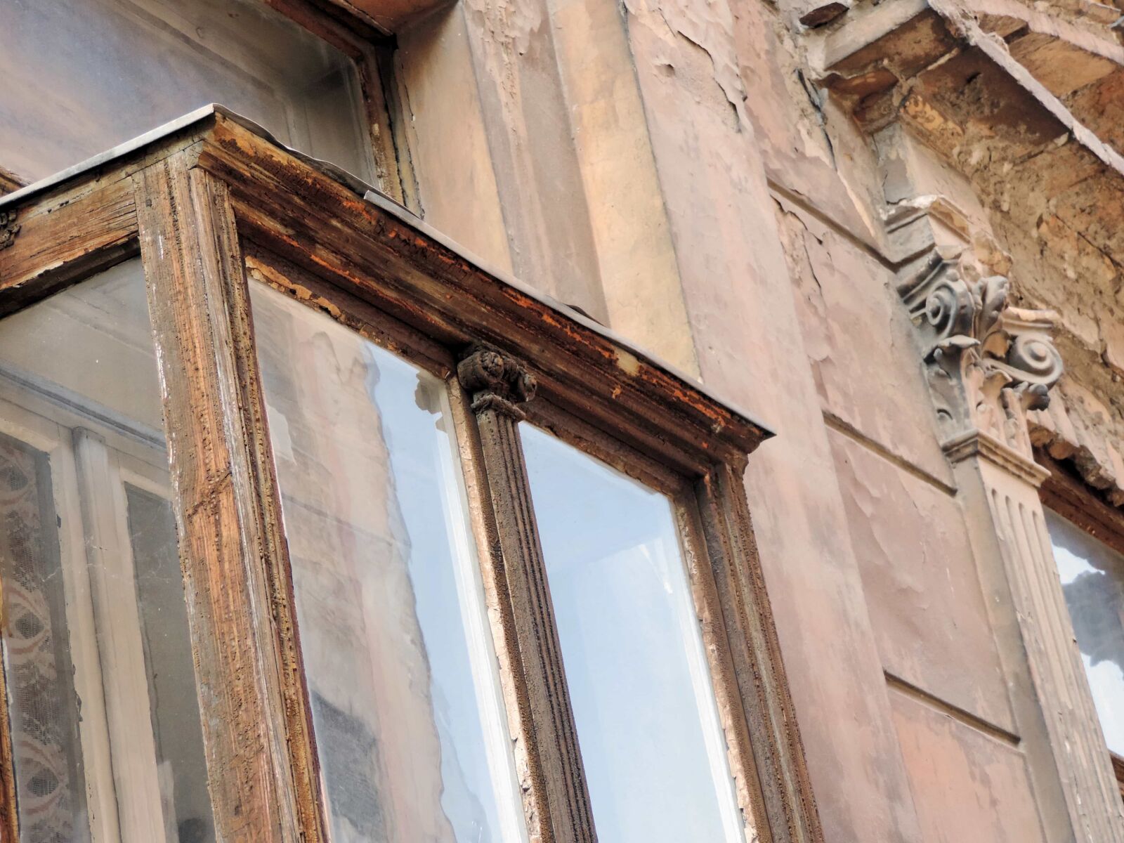 Nikon Coolpix P520 sample photo. Baroque, detail, old, ruin photography