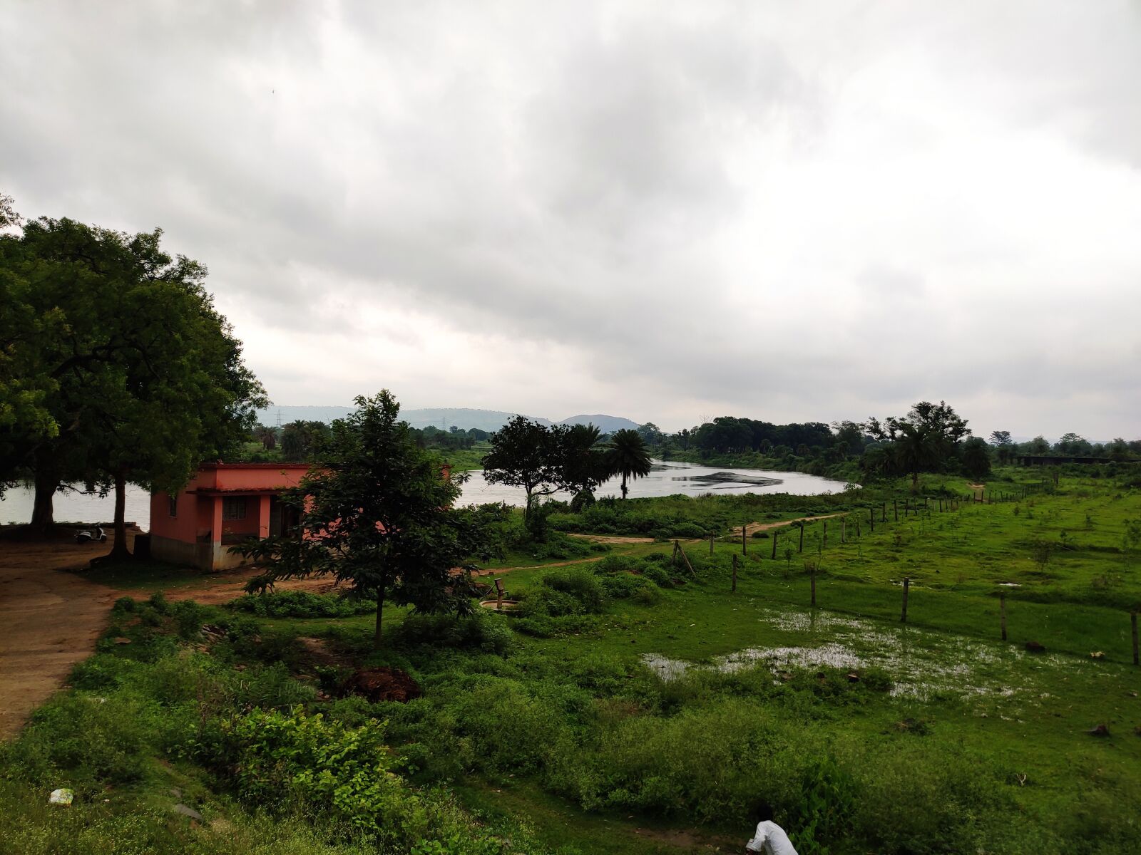 Xiaomi Redmi Note 7 Pro sample photo. Temple, river, sky photography