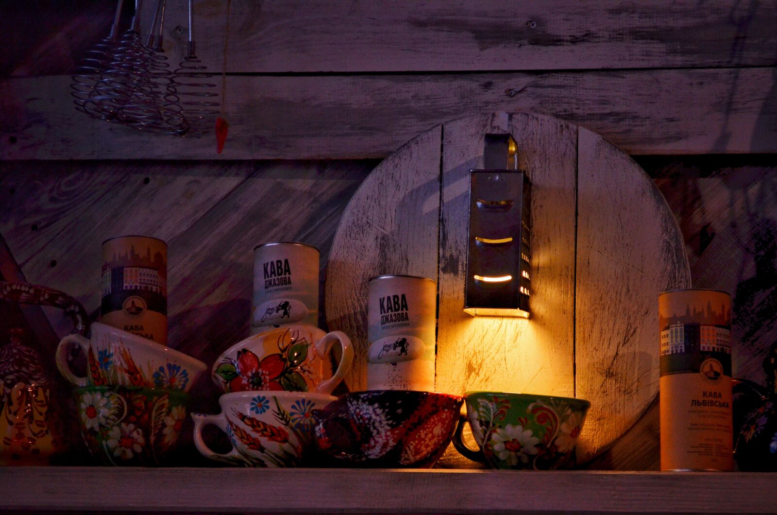 Nikon D5100 sample photo. Interior, tableware, lamp photography