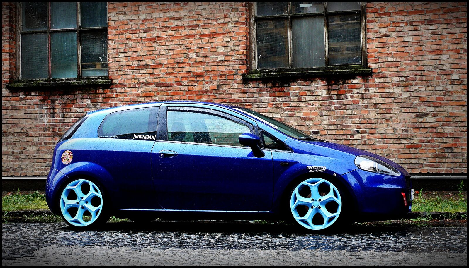 Panasonic DMC-FZ50 sample photo. Car, blue, fiat photography