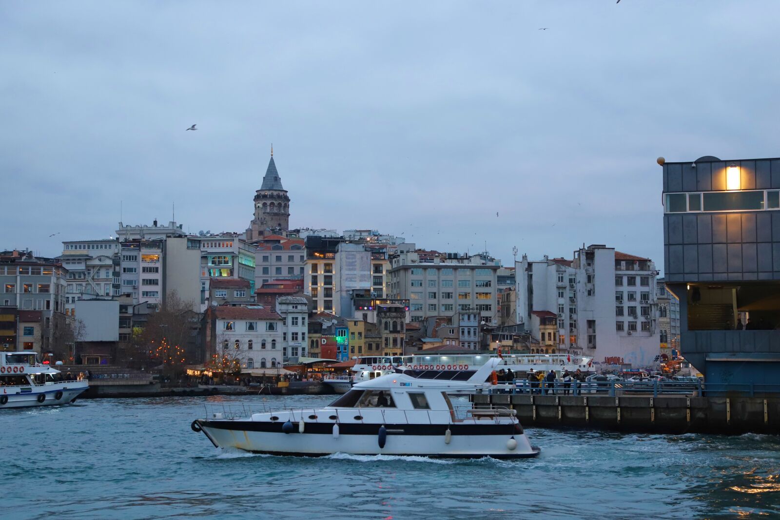 Canon EOS 6D Mark II + Canon EF 24-105mm F4L IS USM sample photo. Galata tower, istanbul, turkey photography