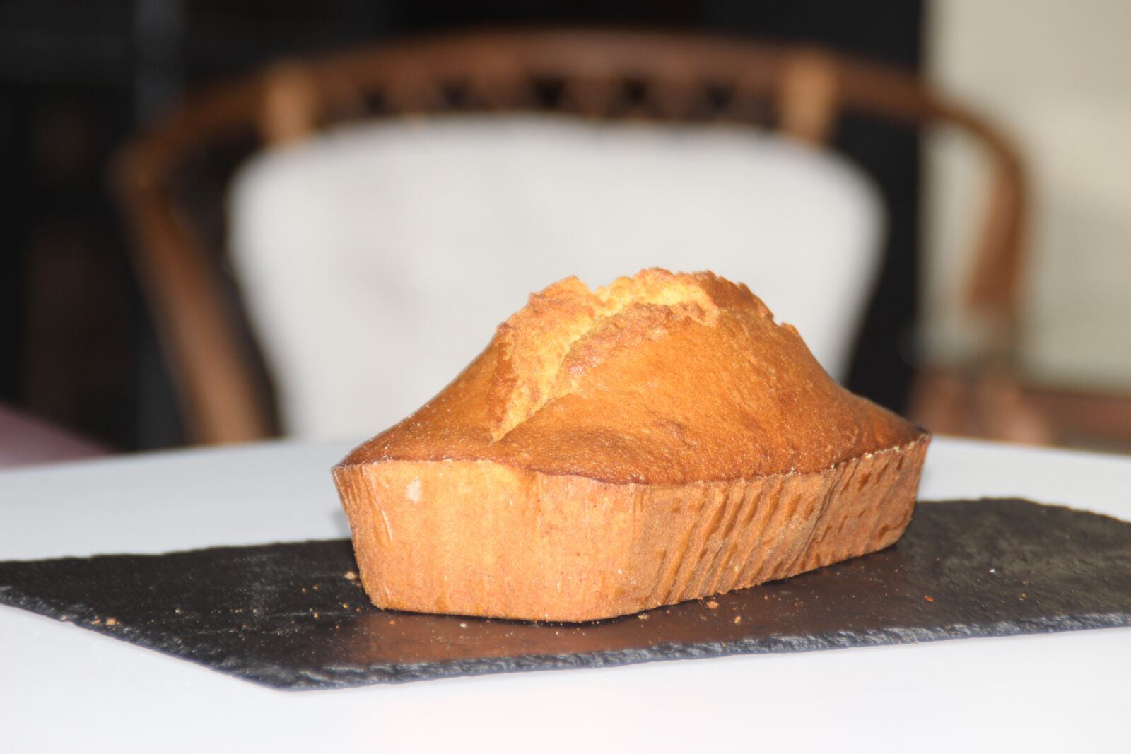 Canon EOS 600D (Rebel EOS T3i / EOS Kiss X5) sample photo. Food, cake, dessert photography