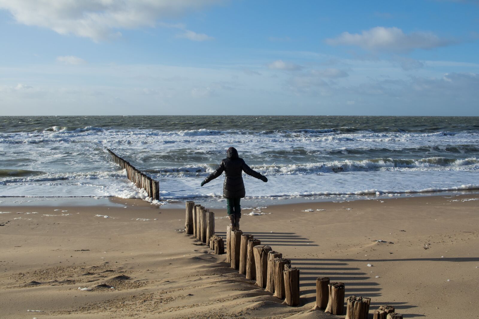 Canon EF-S 24mm F2.8 STM sample photo. Beach, sea, waters photography