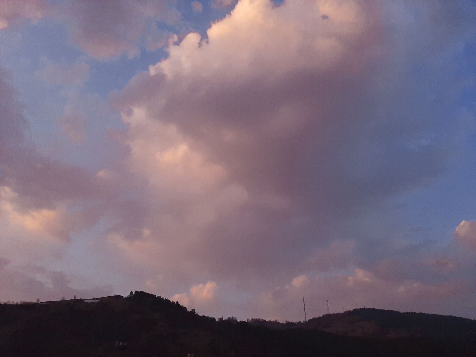 Samsung SM-A307FN sample photo. Sky, clouds, cover photography