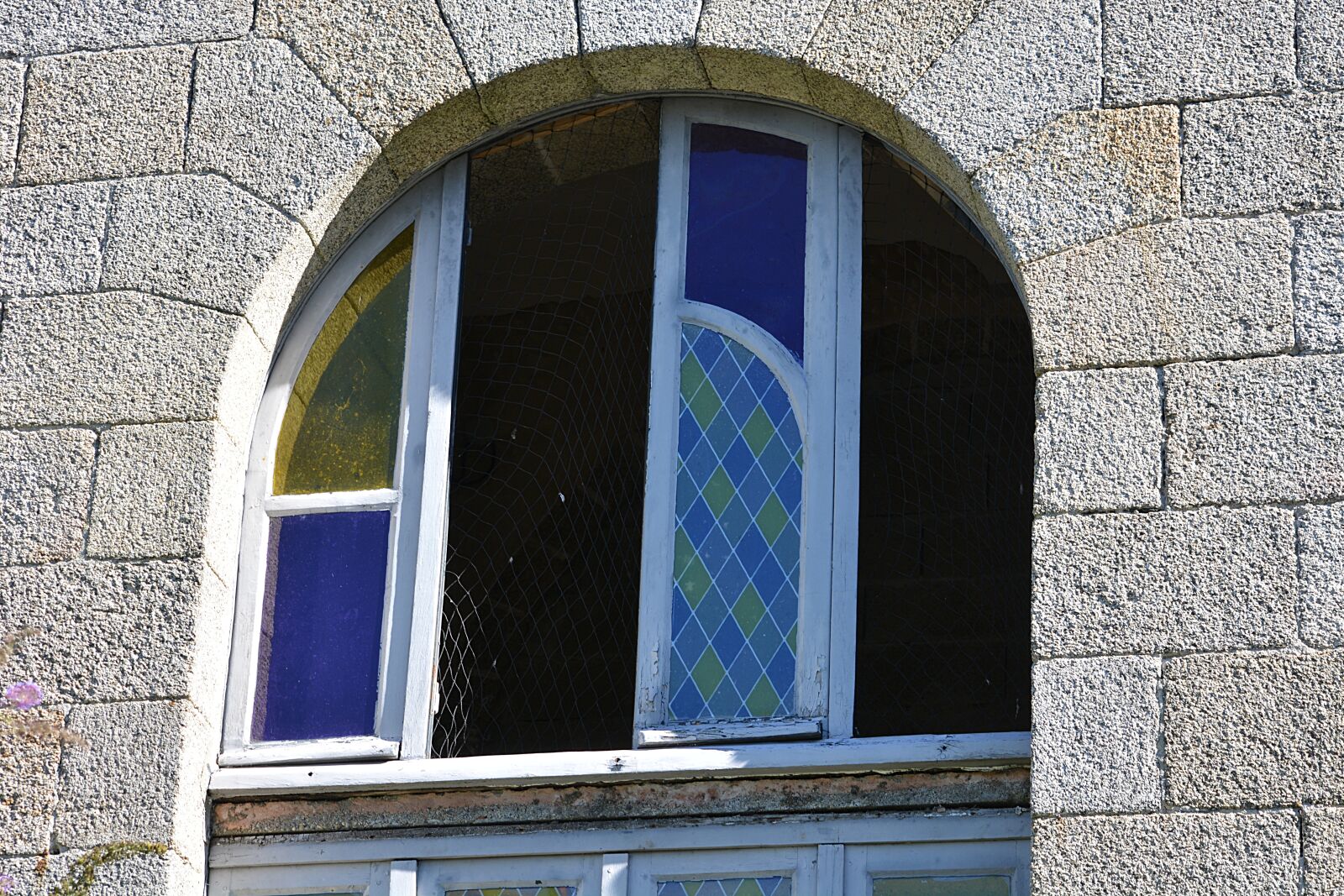 Nikon D5200 sample photo. Window, tiles, glass photography