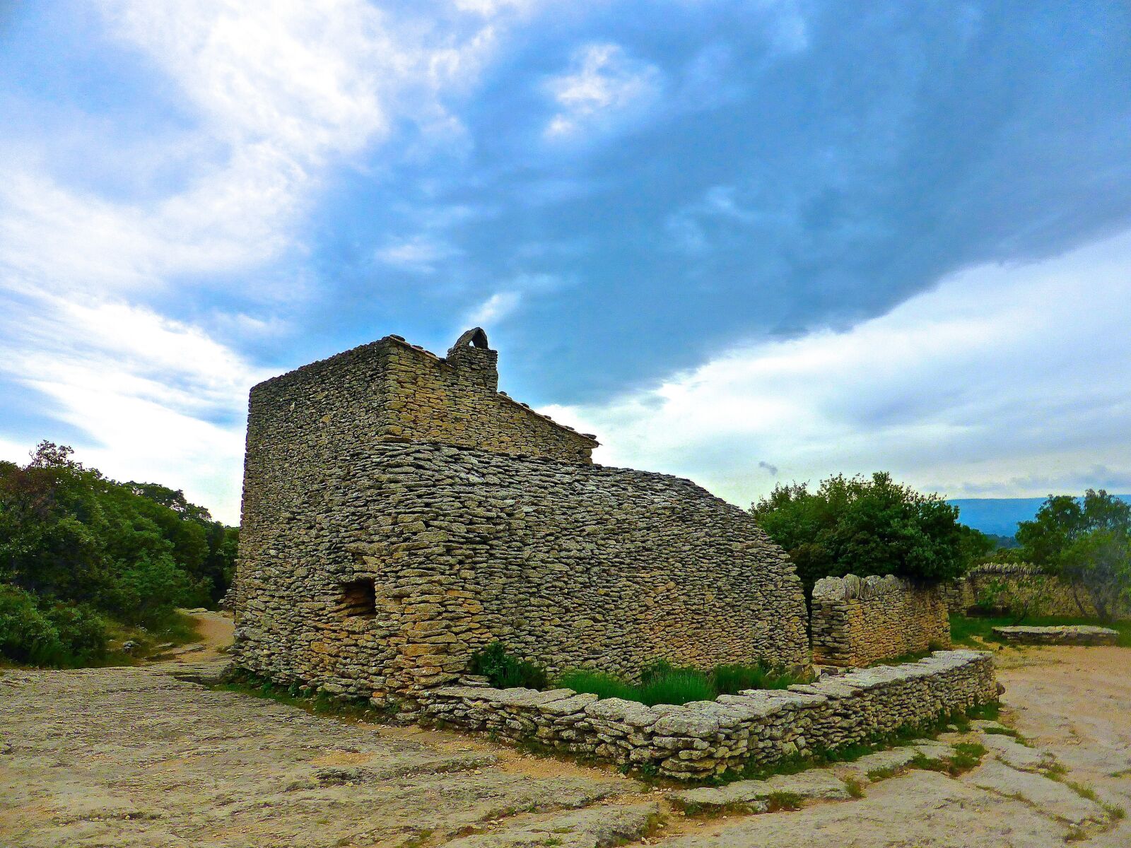Panasonic DMC-TZ41 sample photo. Stone building, material, construction photography