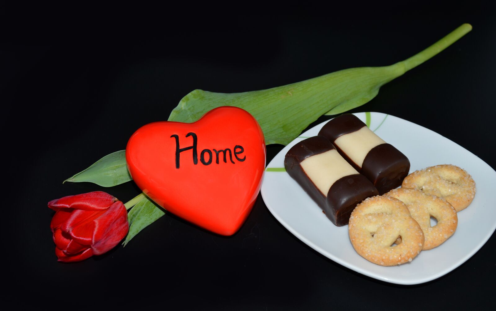 Nikon D3200 sample photo. At home, heart, cookies photography