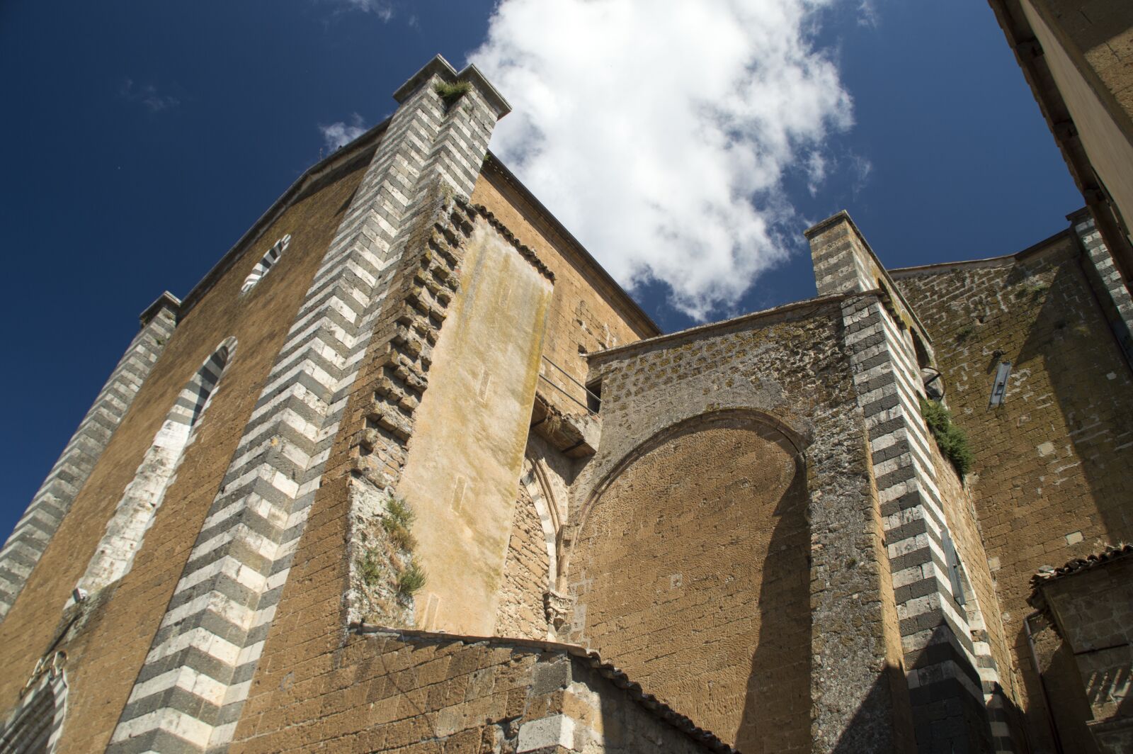 Nikon D3200 sample photo. Pediment, church, italy photography
