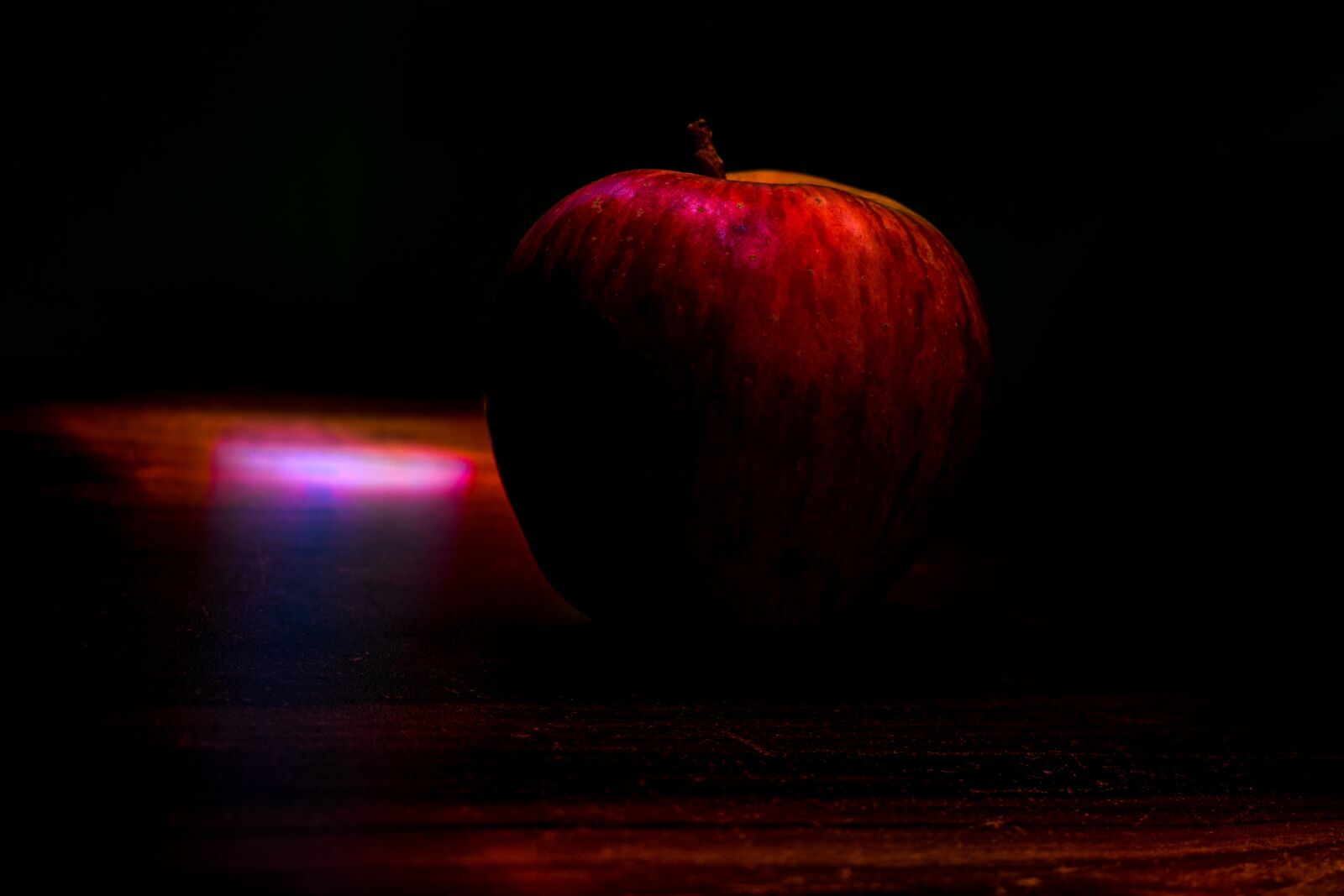 Nikon D5300 sample photo. Apple, light, apple light photography