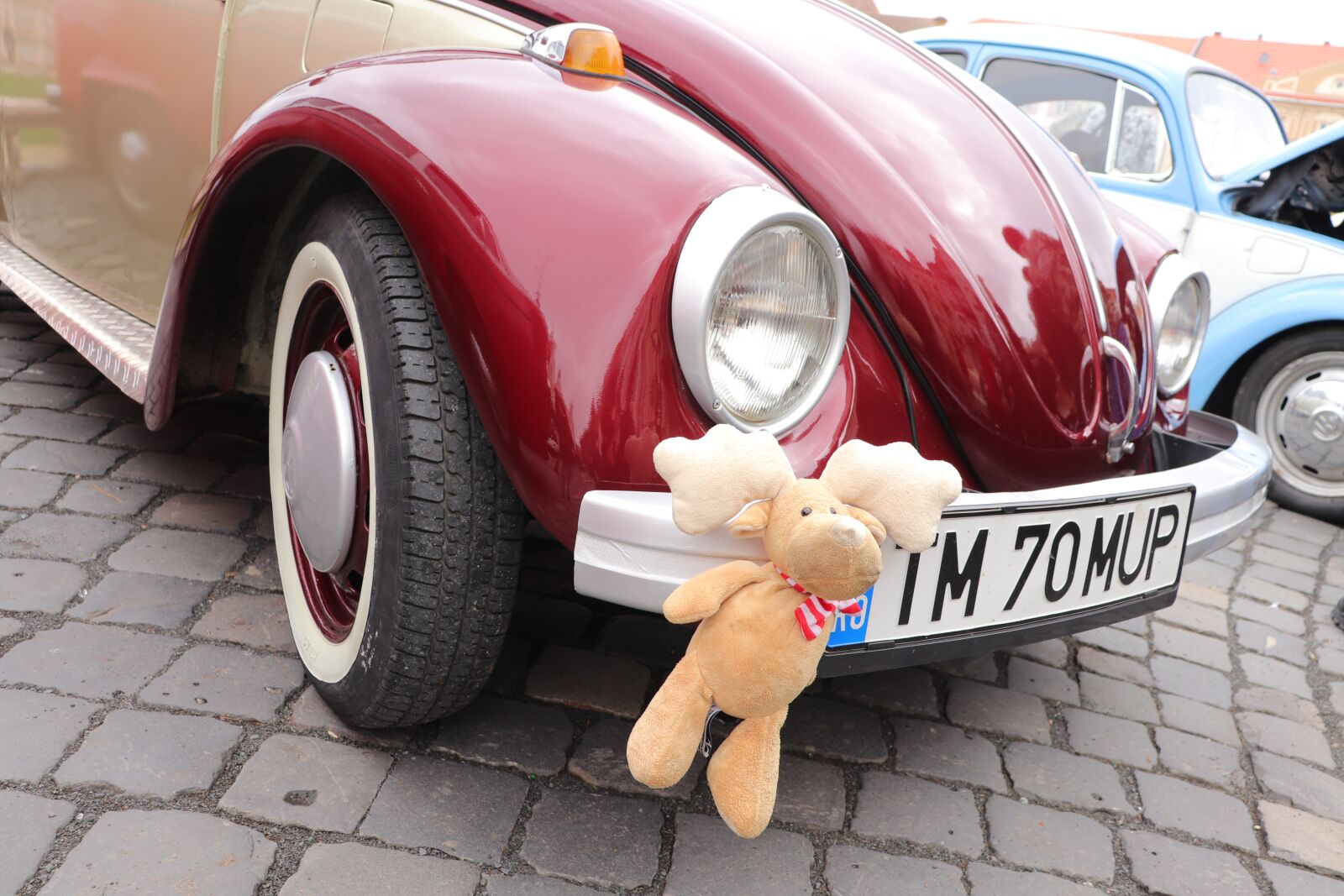 Canon EOS 200D (EOS Rebel SL2 / EOS Kiss X9) sample photo. Antique, auto, automobile photography