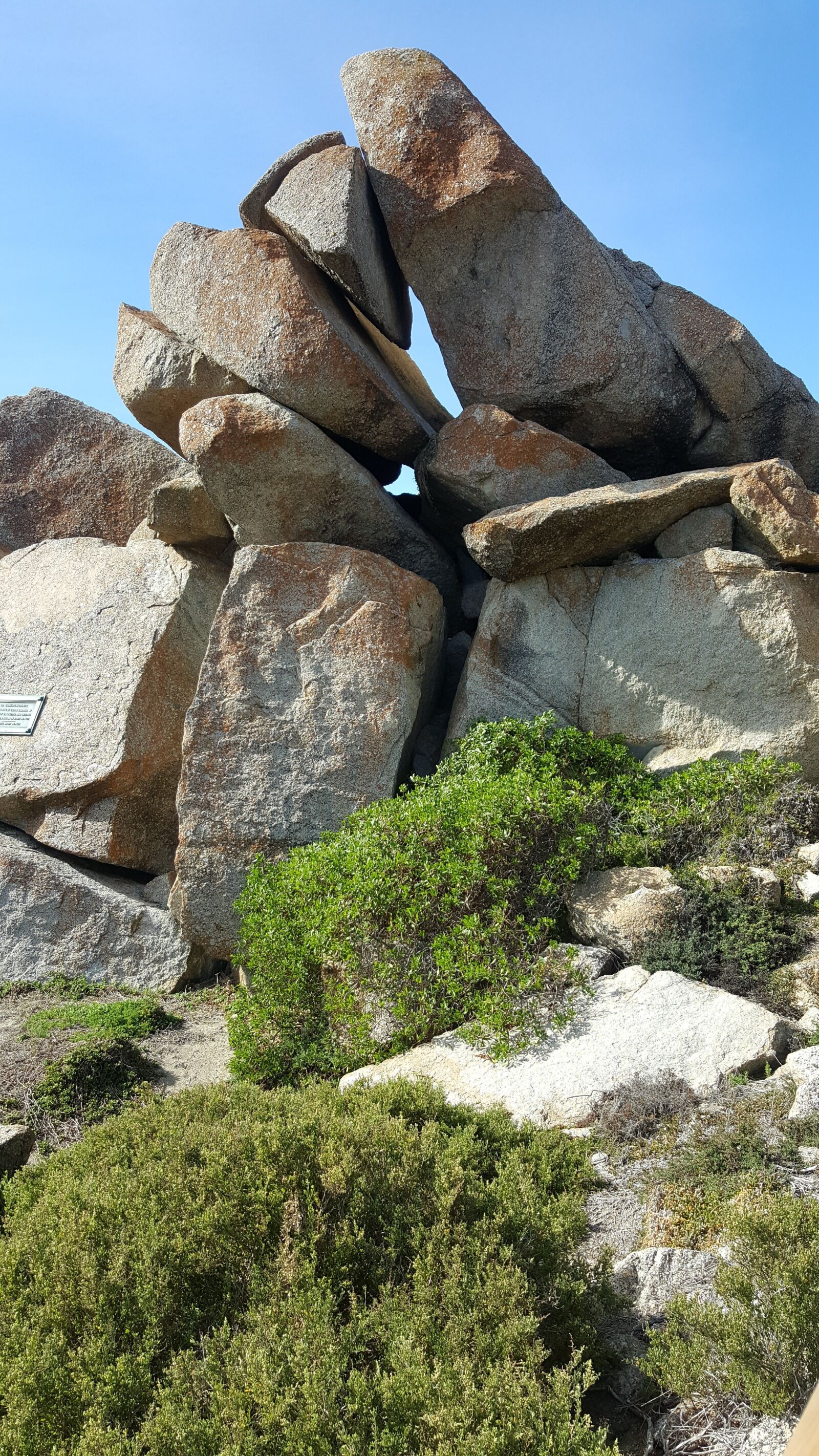 Samsung Galaxy Note5 sample photo. Granite island, rock formation photography