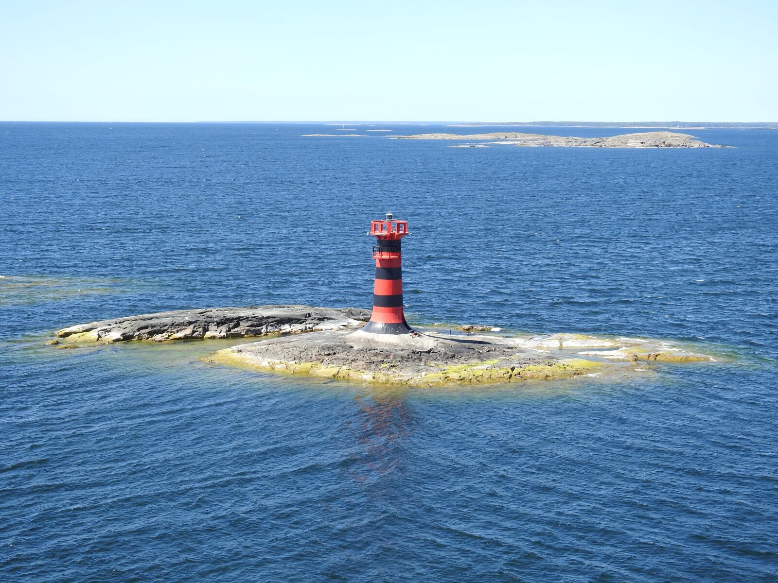 Nikon Coolpix P900 sample photo. The lighthouse, sea, water photography