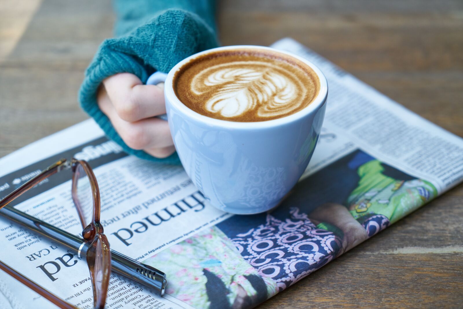 Sony a7R II sample photo. Coffee, latte, newspaper photography