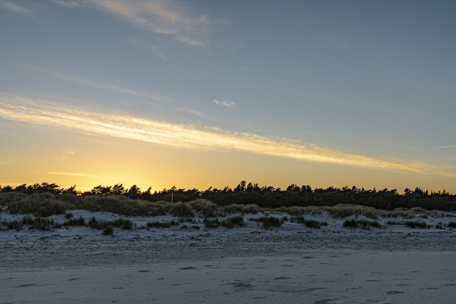 Nikon D500 sample photo. Sunset, coast, beach photography