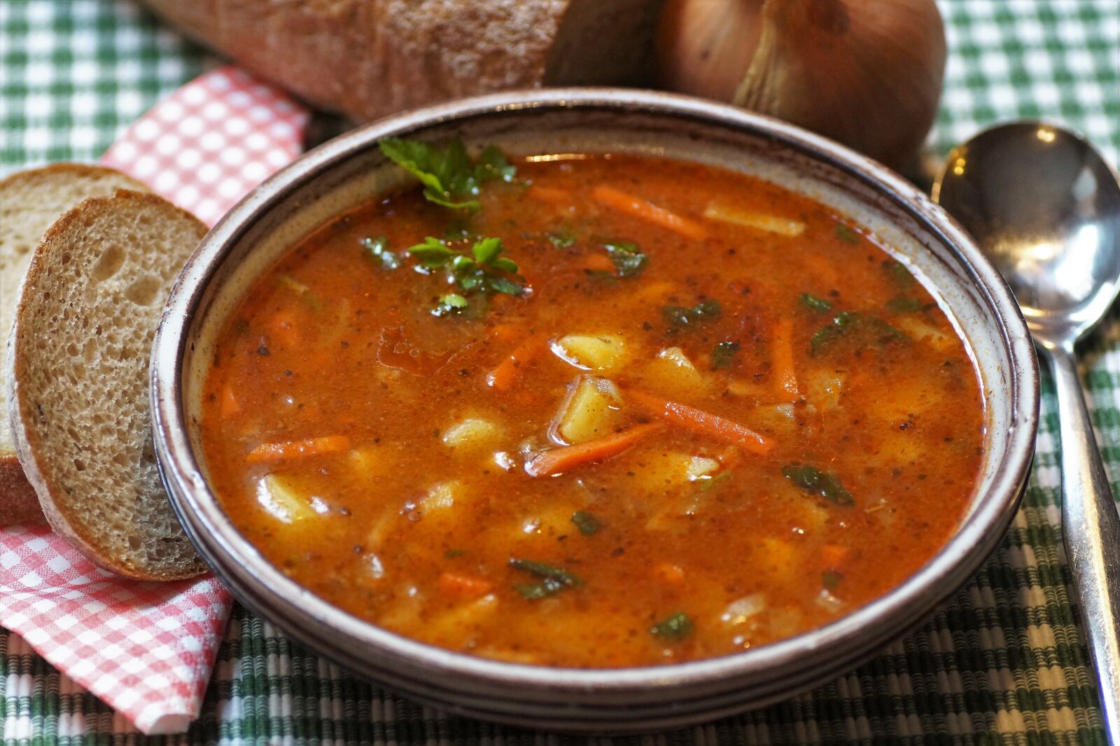 Sony SLT-A58 sample photo. Goulash, soup, lunch photography