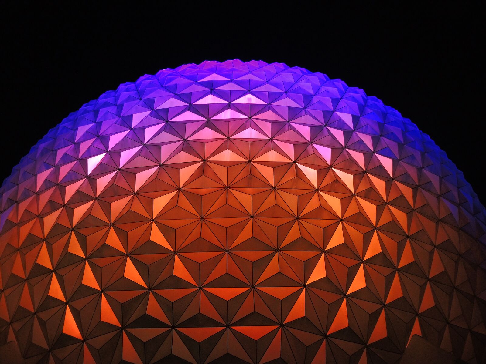 Nikon Coolpix P7800 sample photo. Abstract, ball, colorful photography