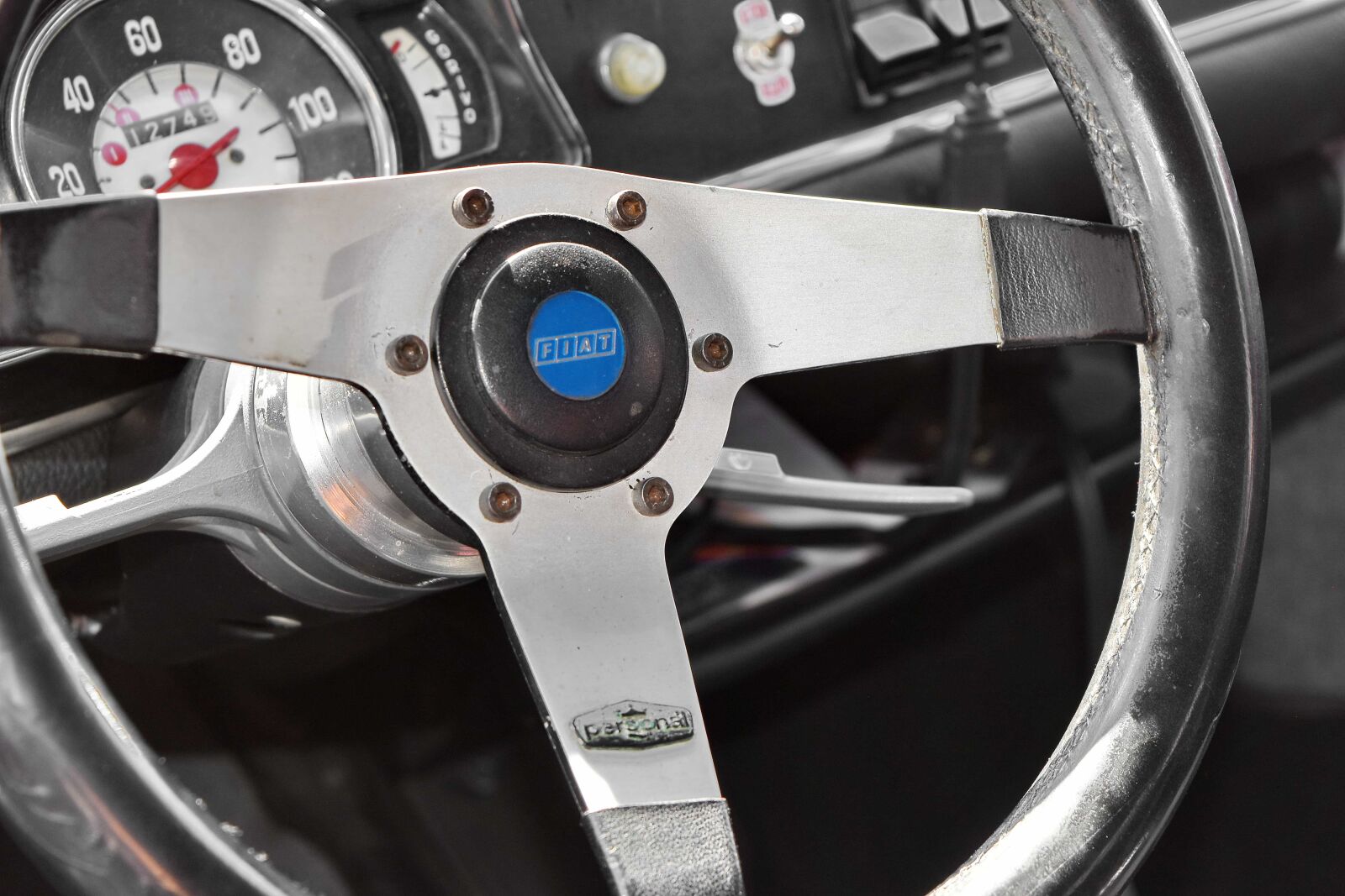 Nikon D5500 sample photo. Dashboard, italy, nostalgia, steering photography