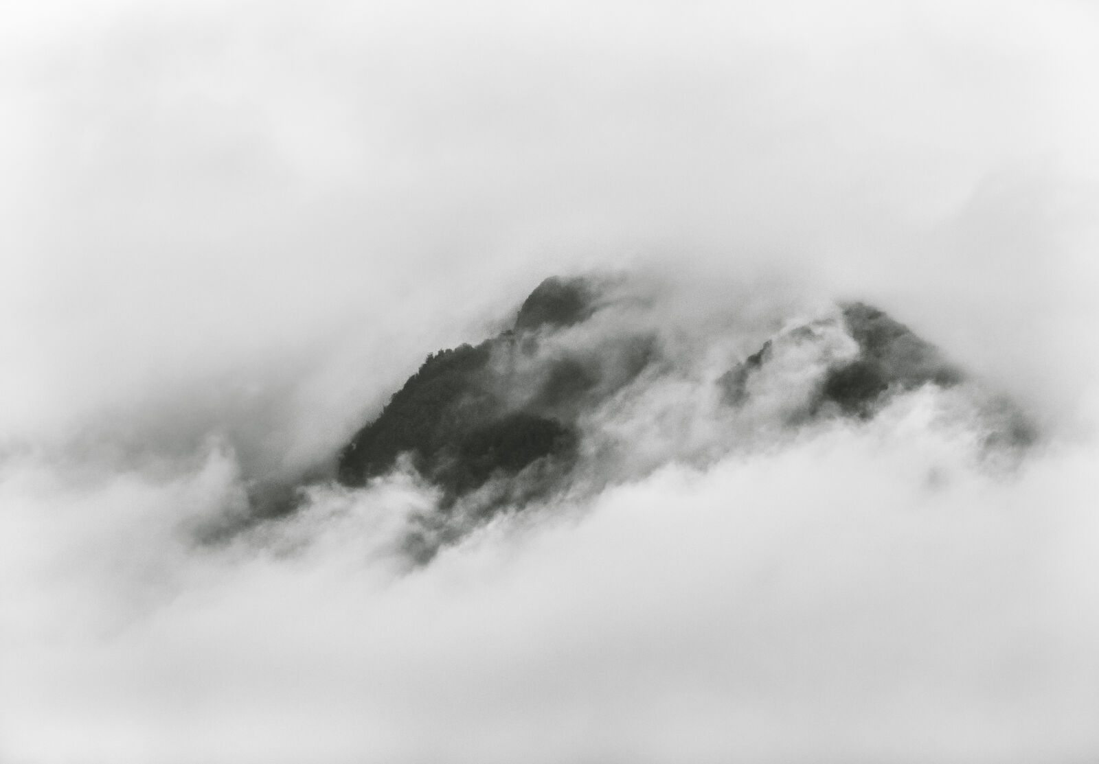 Panasonic Lumix DMC-FZ300 sample photo. Clouds, foggy, hazy, misty photography