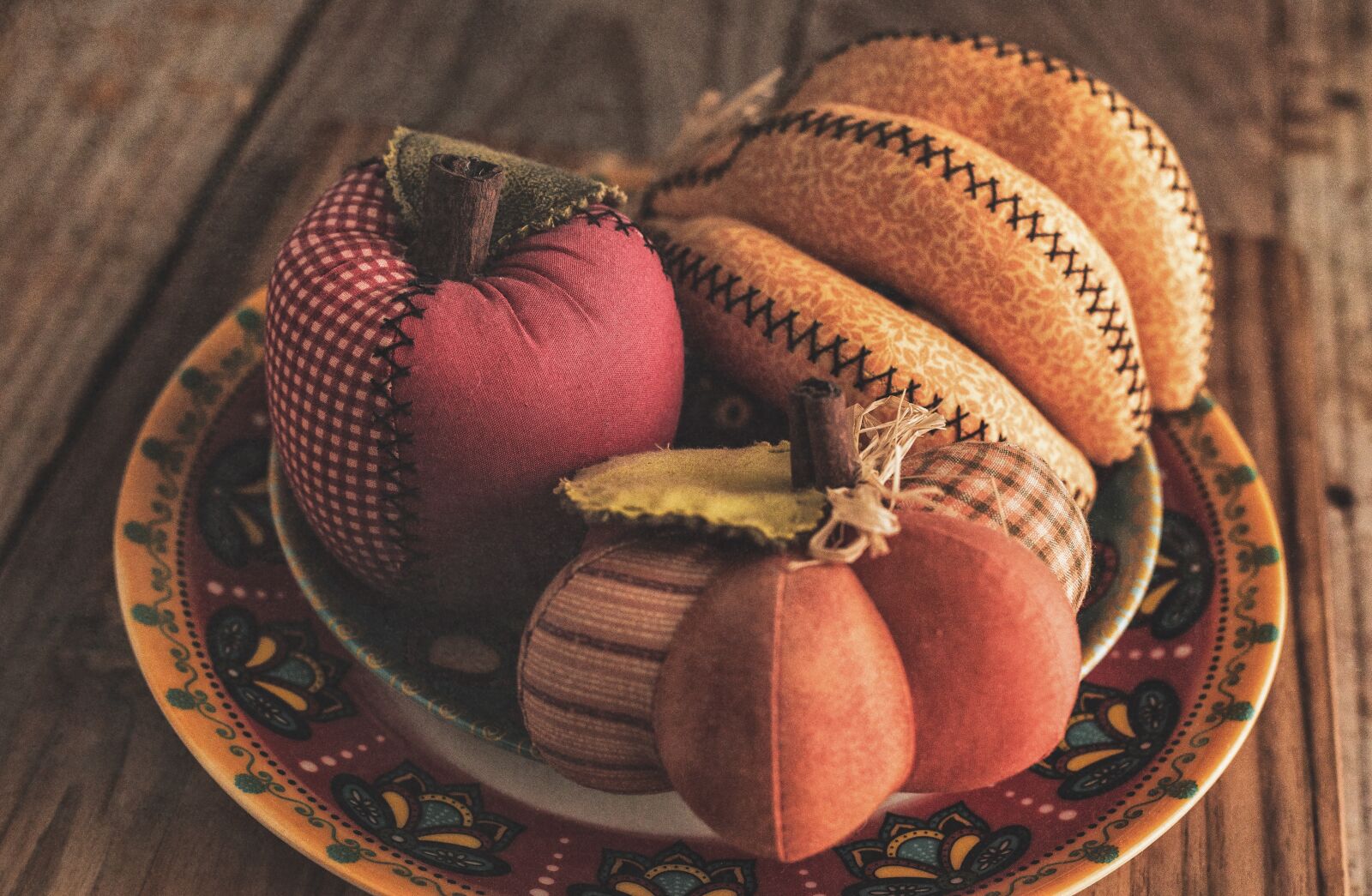 Canon EF 50mm F1.8 II sample photo. Food, paint, photo photography