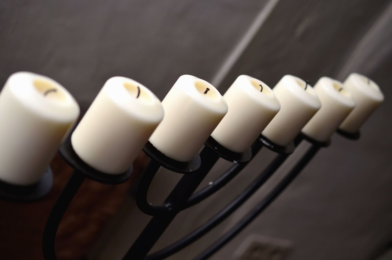 Nikon D5100 sample photo. Wax, wick, candle, metal photography