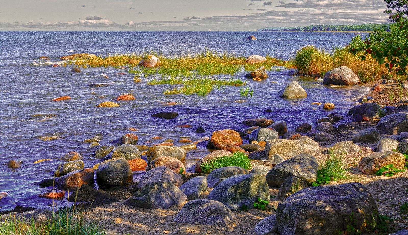 Panasonic Lumix DMC-FZ1000 sample photo. Baltic sea, waters, boulders photography