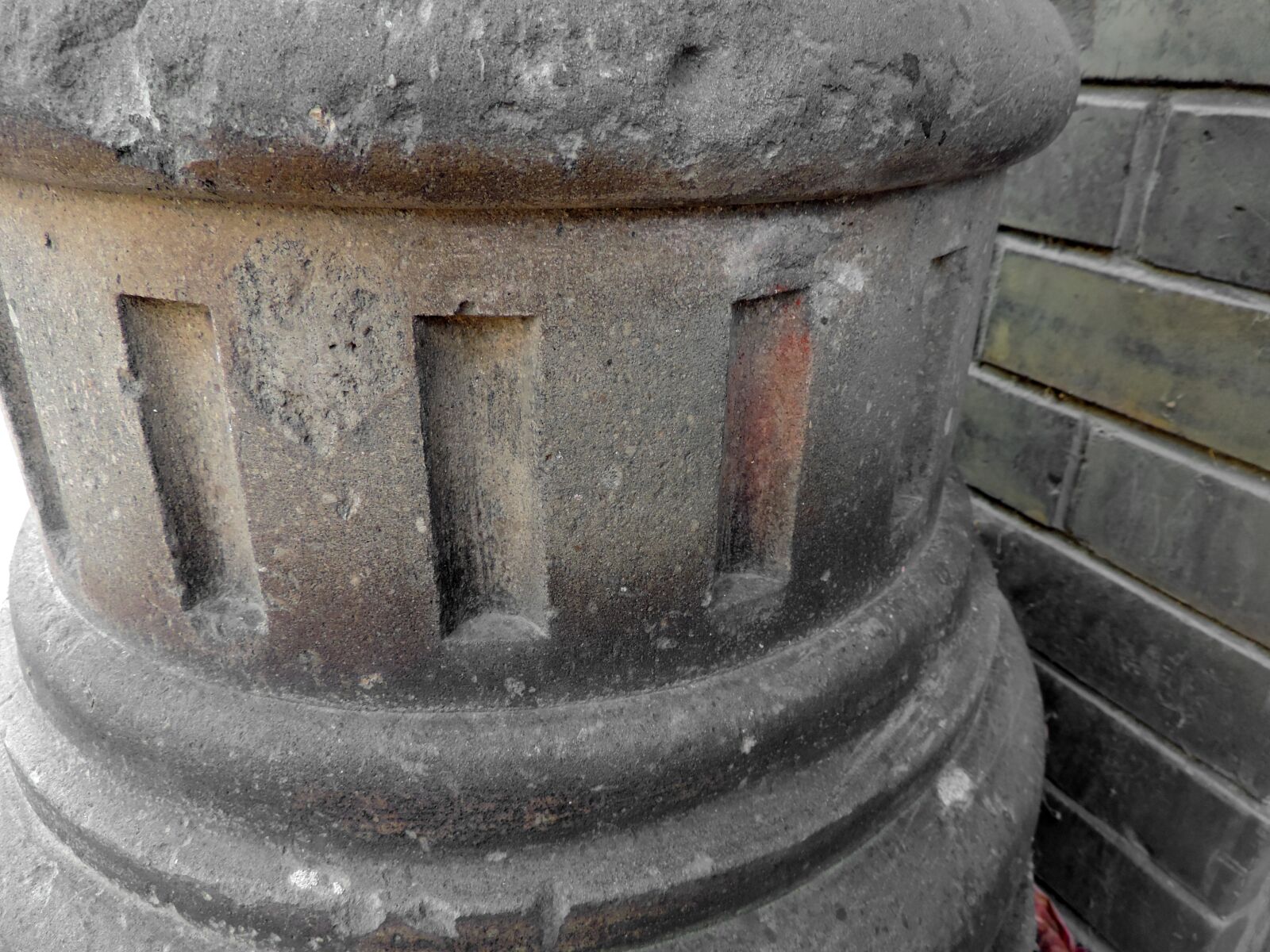 Nikon Coolpix P520 sample photo. Concrete, decoration, exterior, facade photography