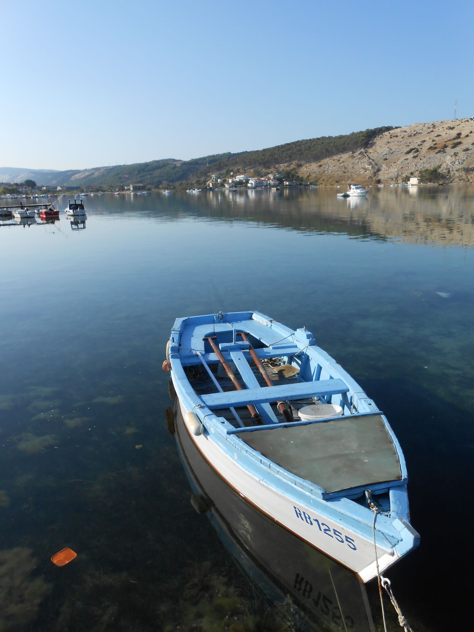 Nikon Coolpix S3300 sample photo. Boat, water, lake photography