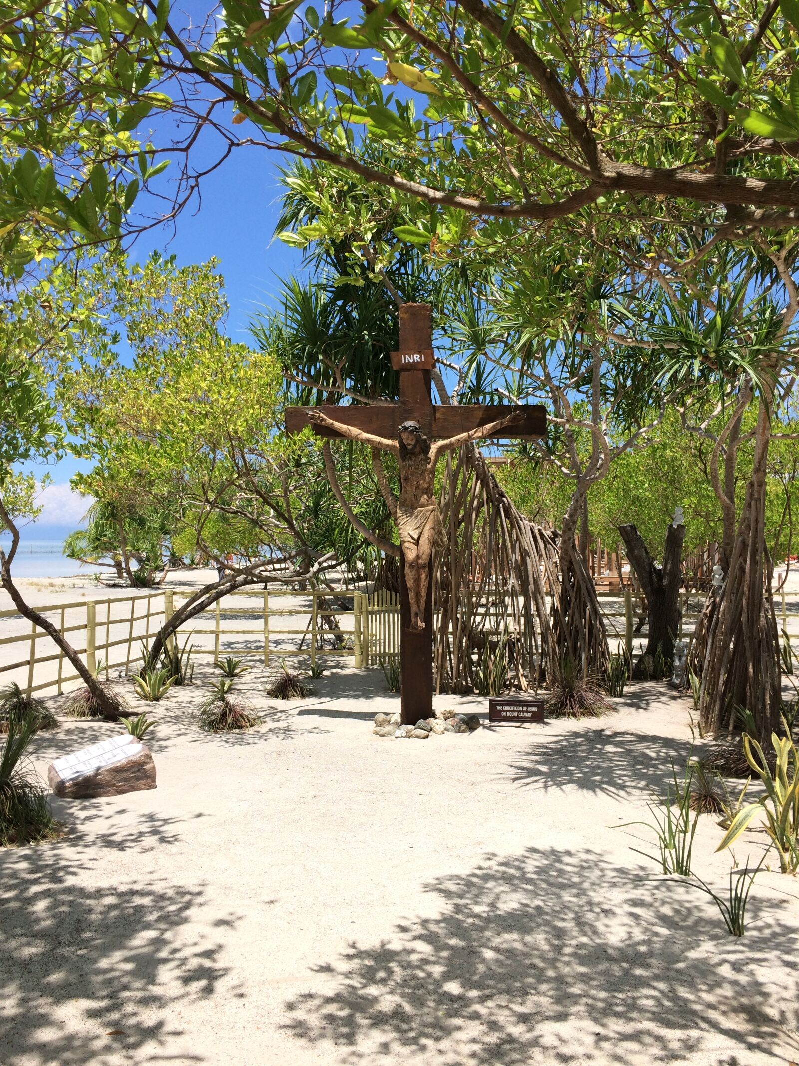iPhone 5s back camera 4.15mm f/2.2 sample photo. Philippines, bohol, virgin island photography