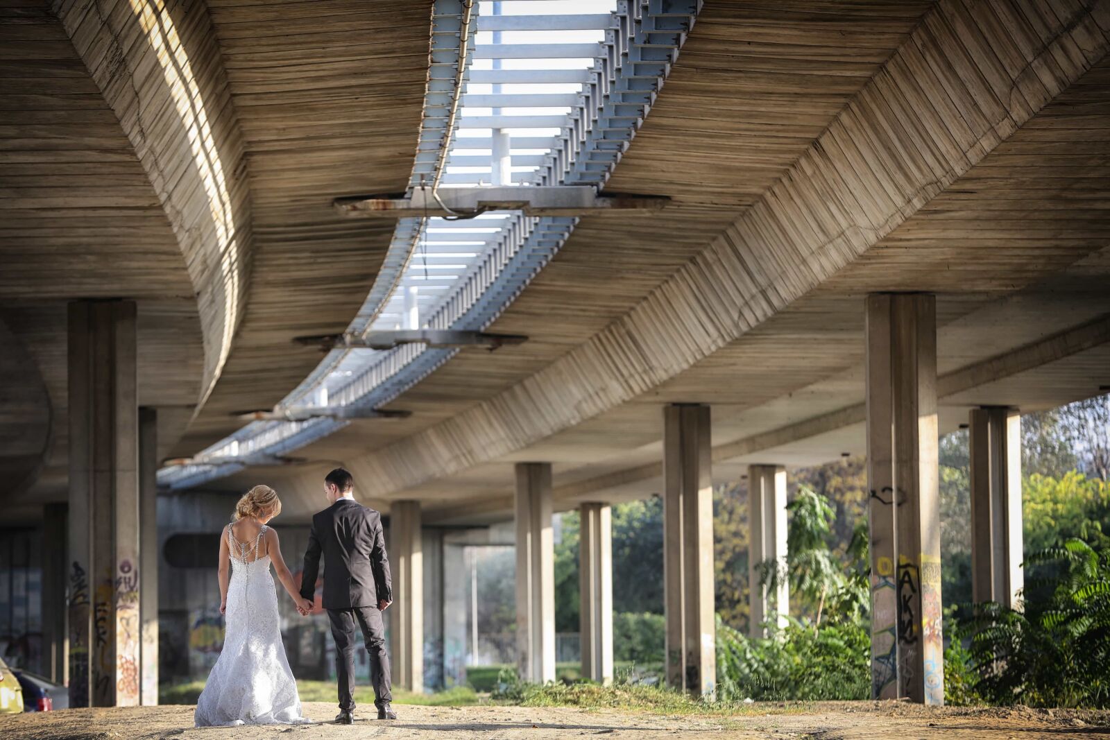Canon EOS 5D Mark III sample photo. Bride, bridge, husband, marriage photography
