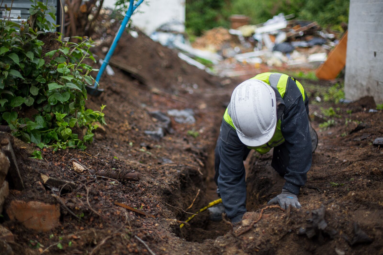 Canon EF 50mm F1.4 USM sample photo. Digging, building, construction photography