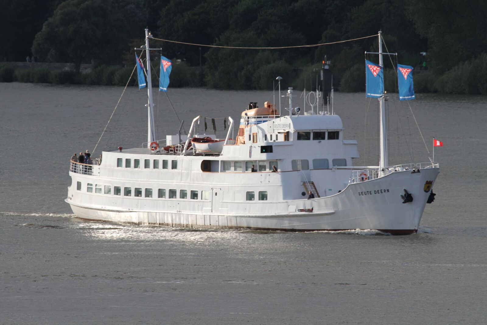 Canon EOS 7D sample photo. Ship, seute dahir, hamburg photography