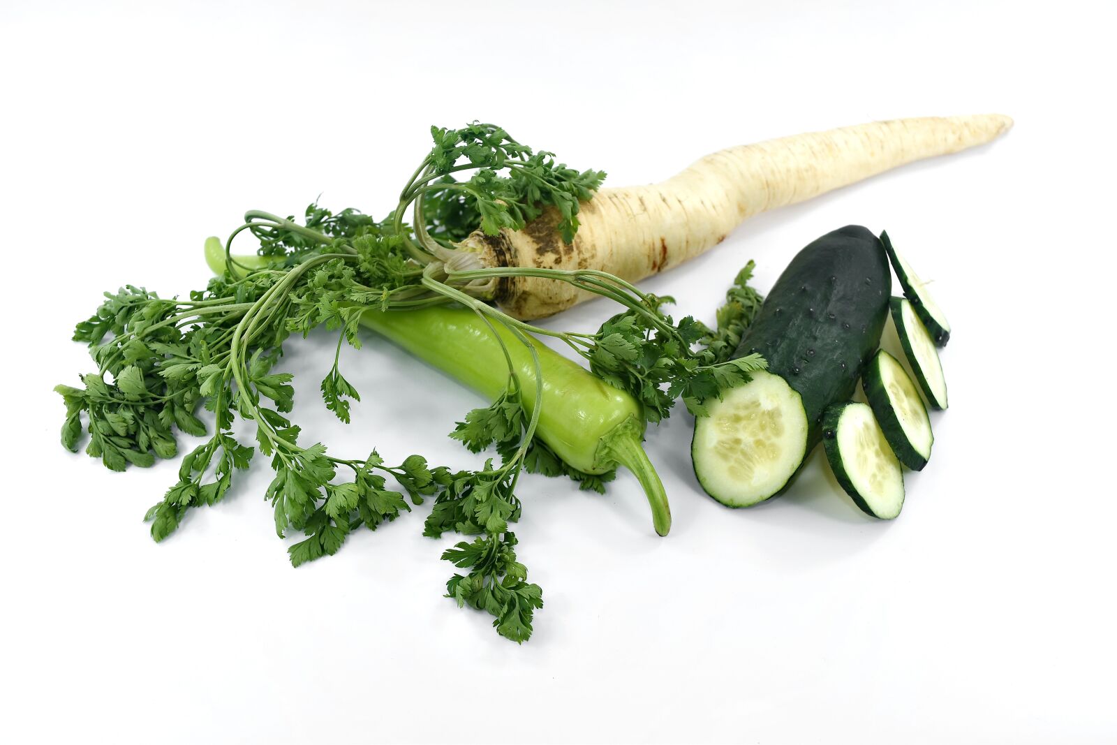 Nikon D5500 sample photo. Aroma, cross section, cucumber photography
