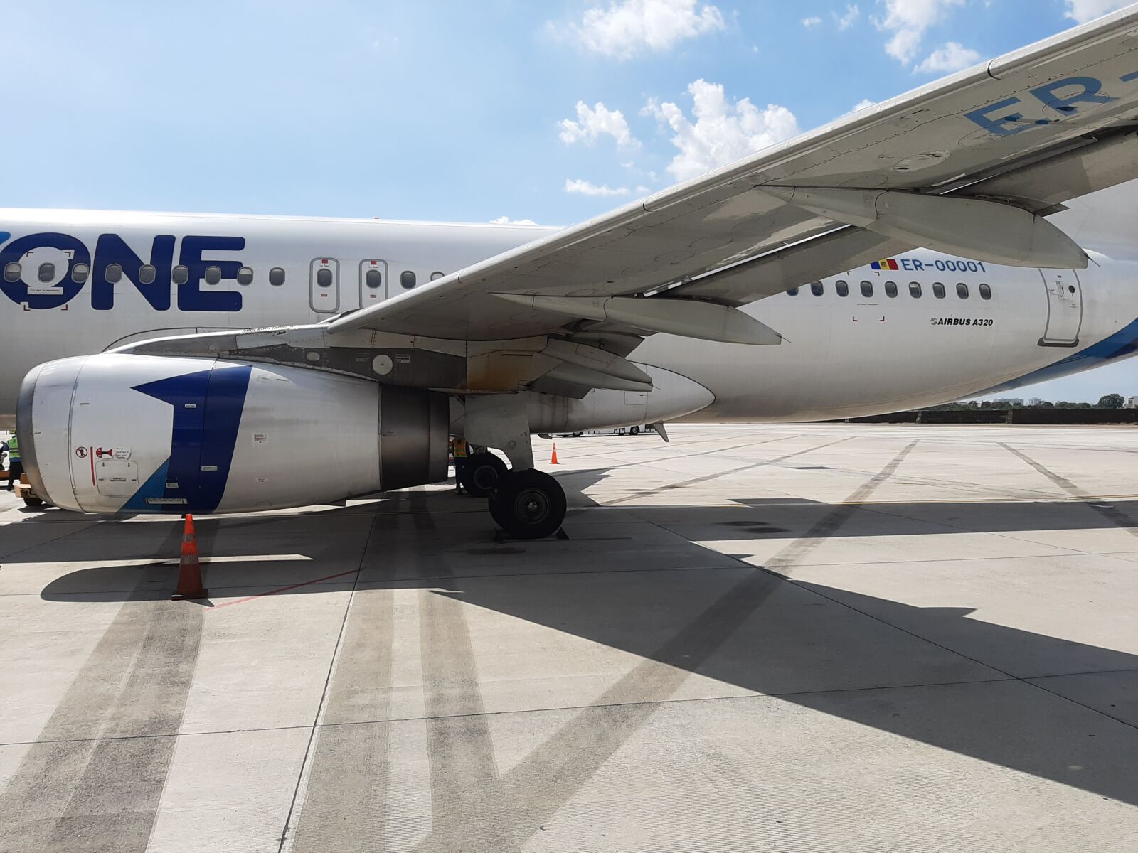 Samsung SM-A505F sample photo. May fly, airport, tau photography