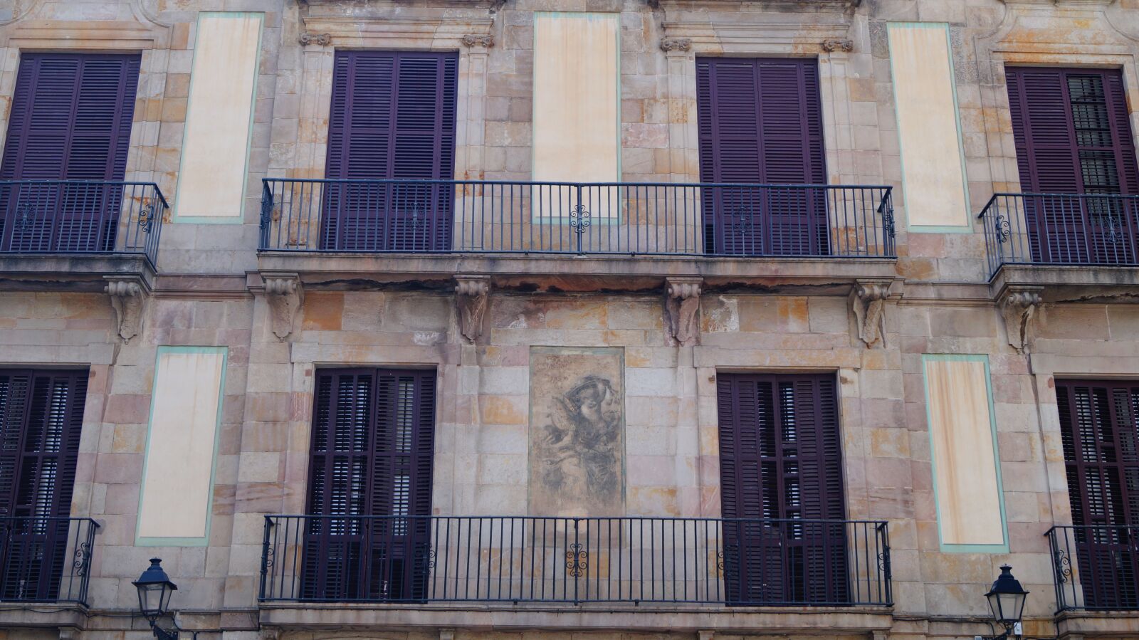 Sony SLT-A58 sample photo. Spain, architecture, the fa photography