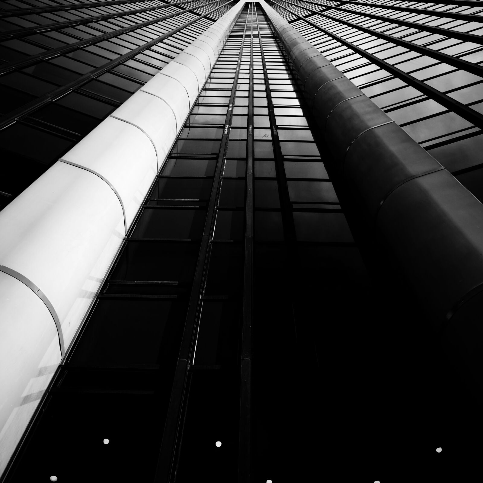 Fujifilm X-M1 sample photo. No person, architecture, skyscraper photography