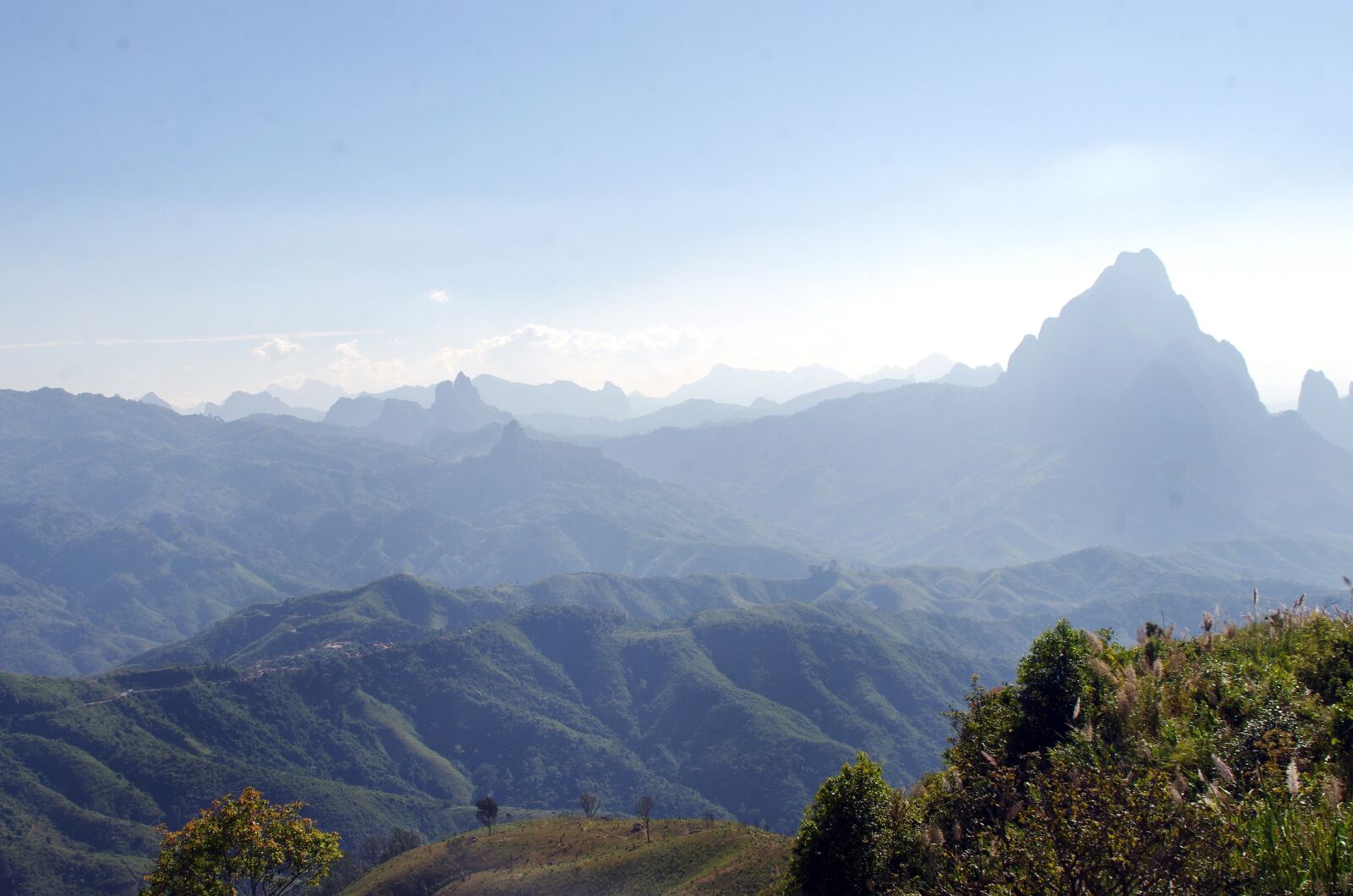 Pentax K-5 sample photo. Laos, mountains, cordillera photography