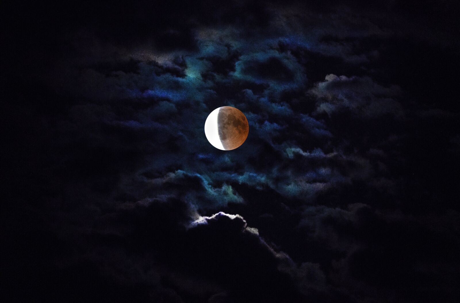Nikon D850 sample photo. Moon, blood moon, moonlight photography