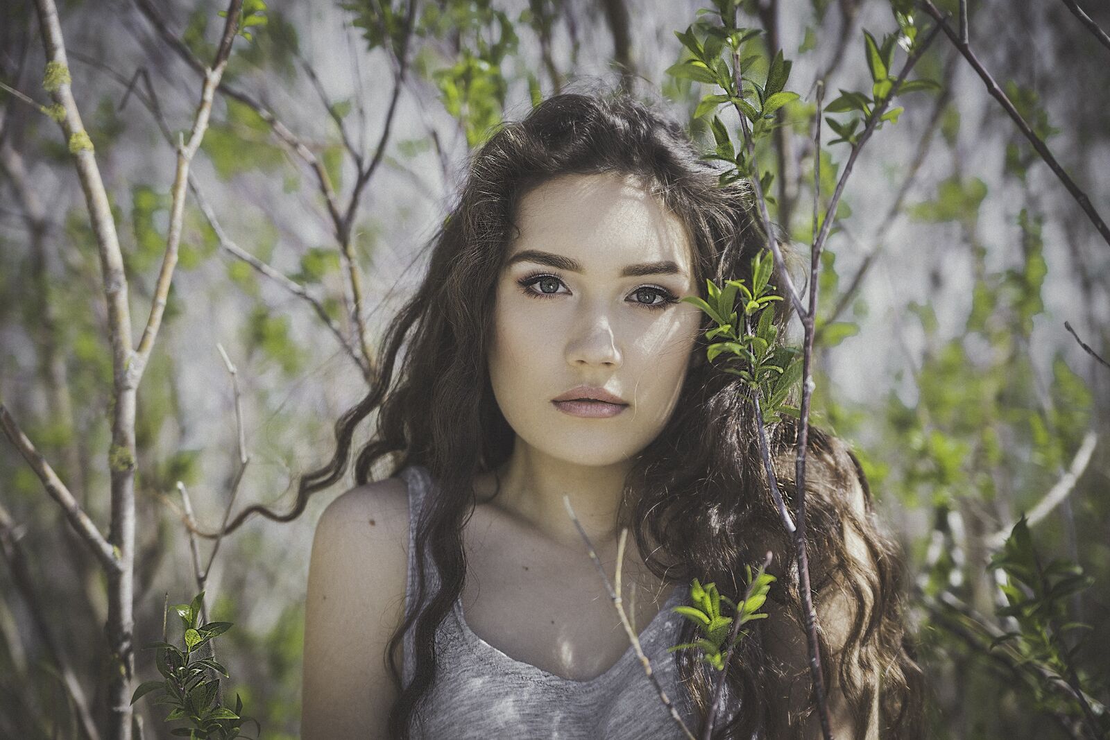 Canon EOS 6D sample photo. Female, relax, branches photography