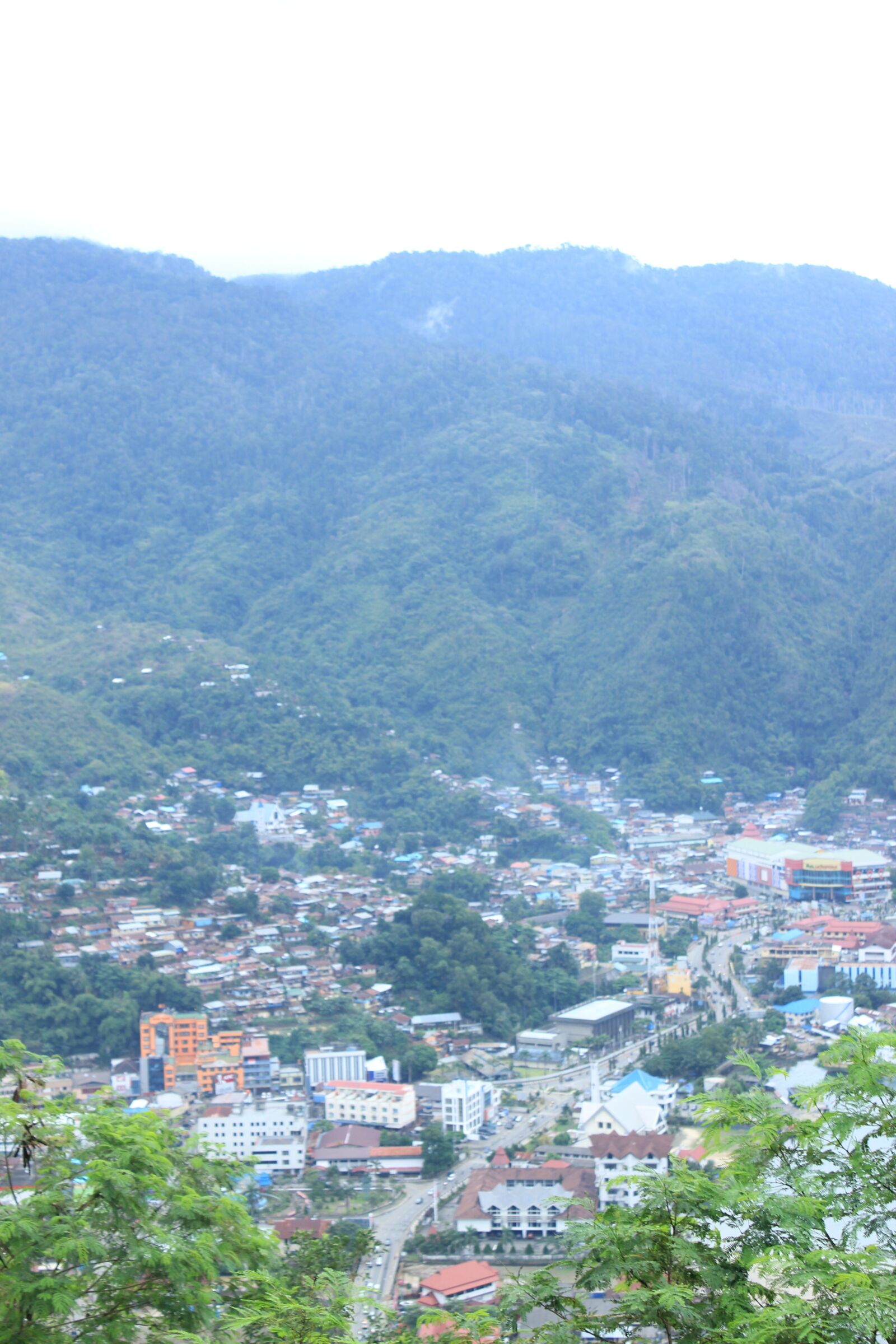 Canon EOS 600D (Rebel EOS T3i / EOS Kiss X5) sample photo. City, landscape, architecture photography